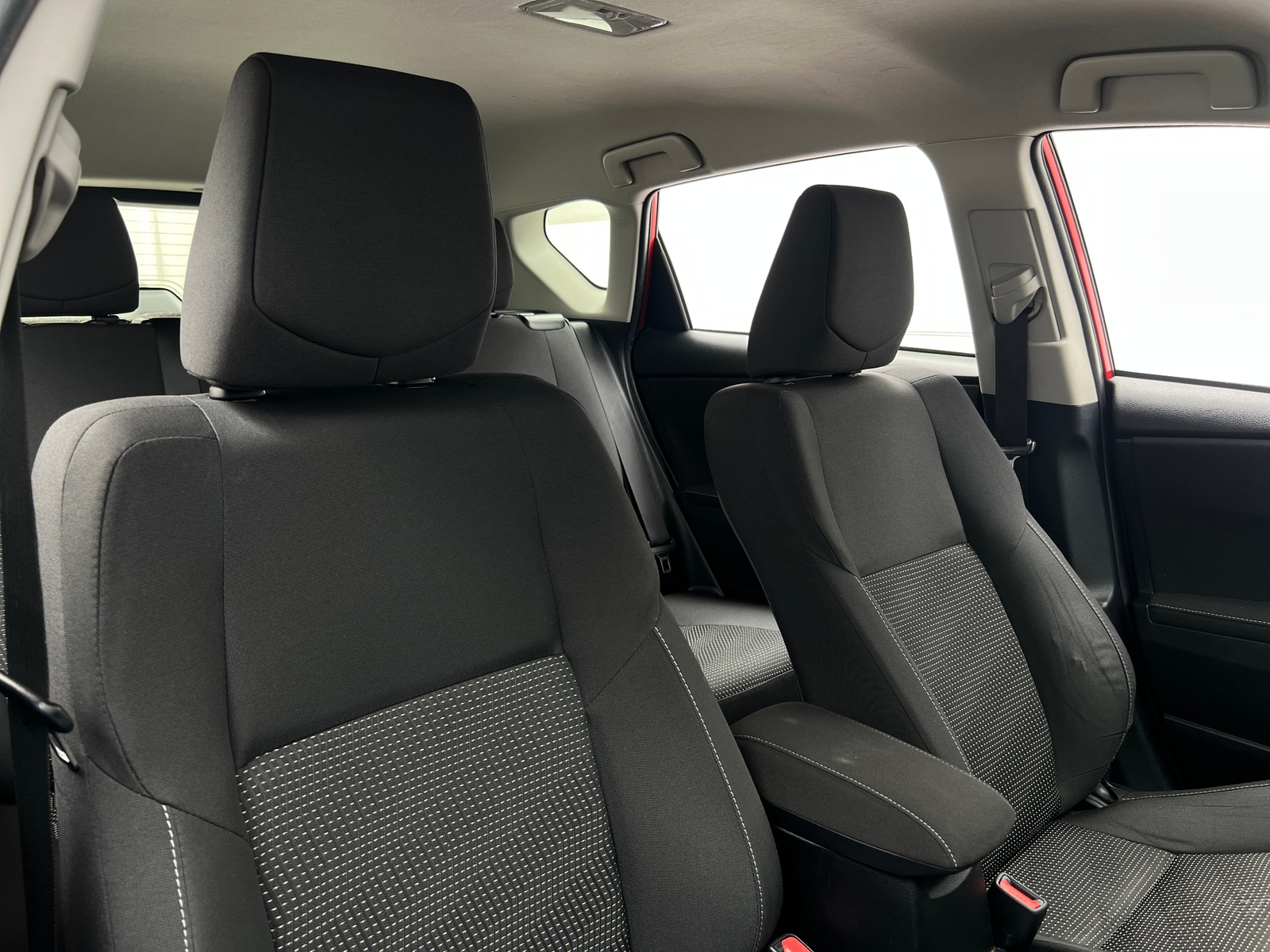 Thumbnail: 2017 Toyota Corolla iM - 2