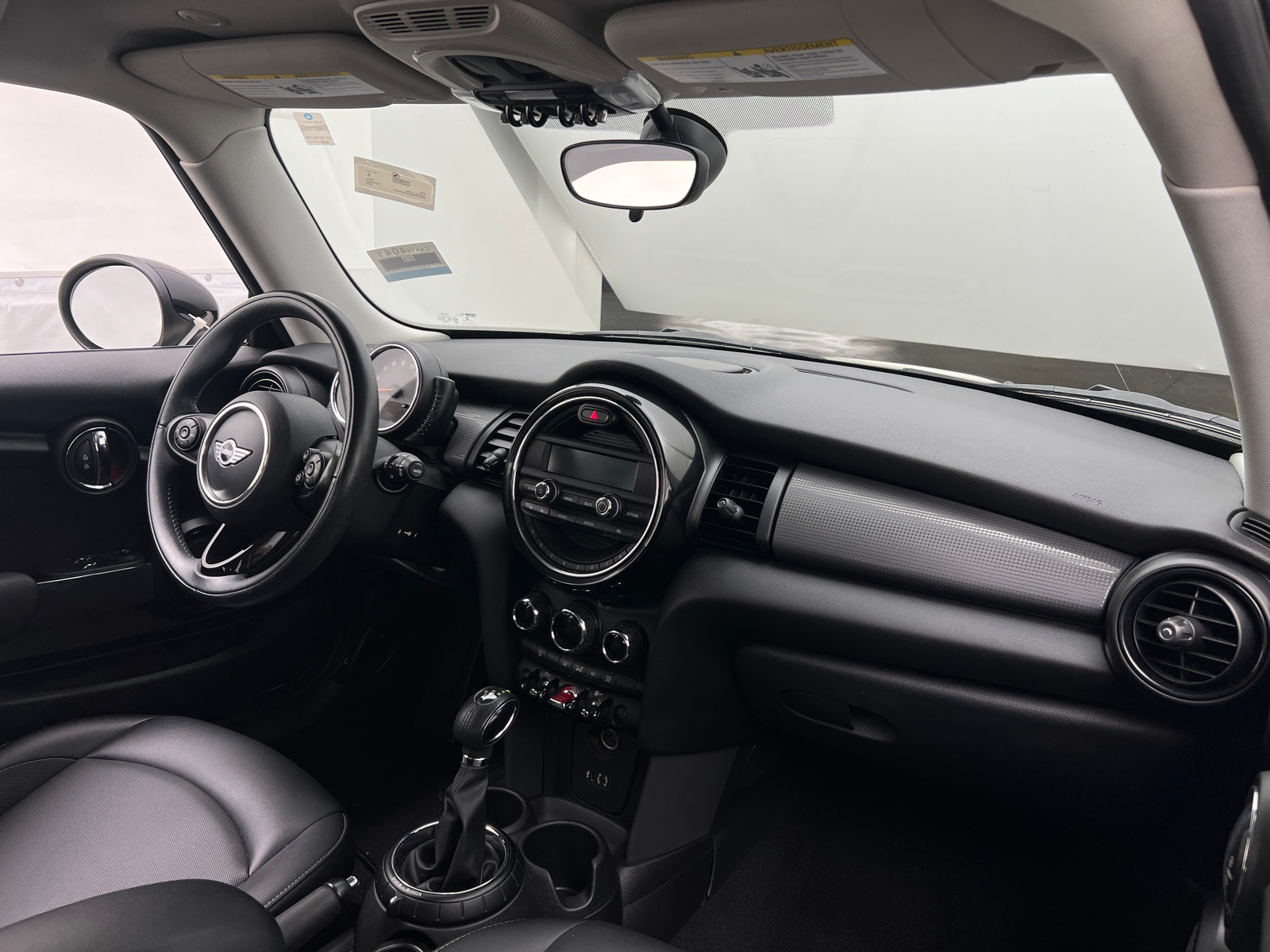 Thumbnail: 2015 MINI Cooper Hardtop - 2