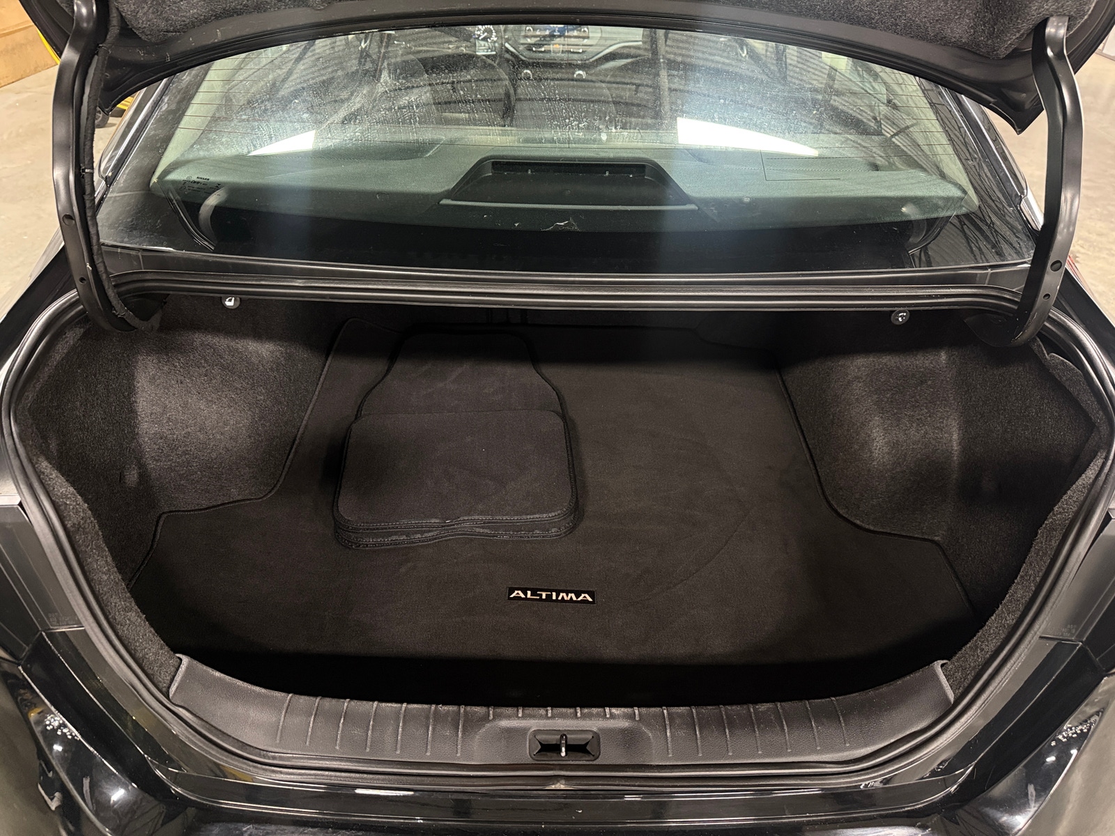 Thumbnail: 2020 Nissan Altima - 7