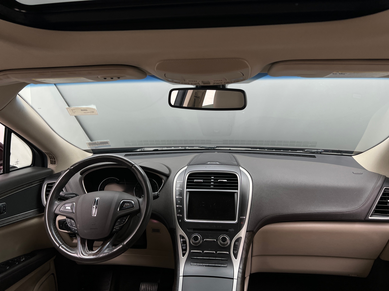 Thumbnail: 2017 Lincoln MKX - 2