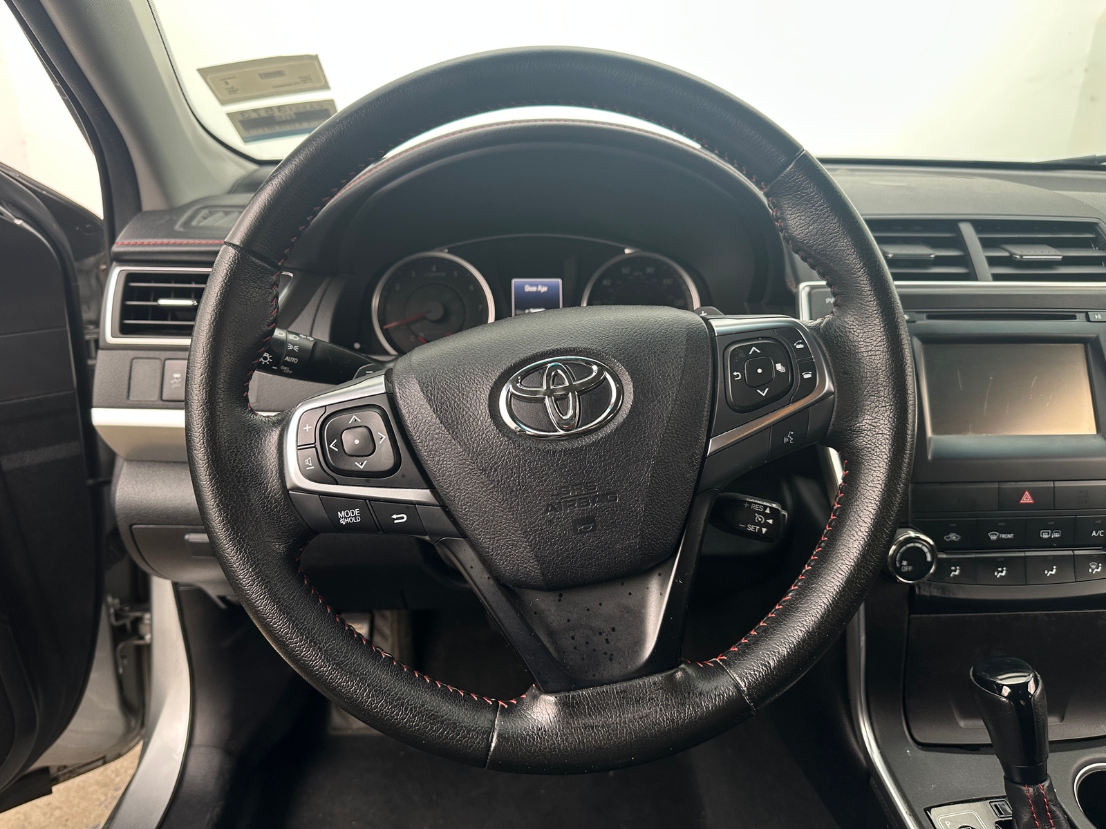 Thumbnail: 2016 Toyota Camry - 5