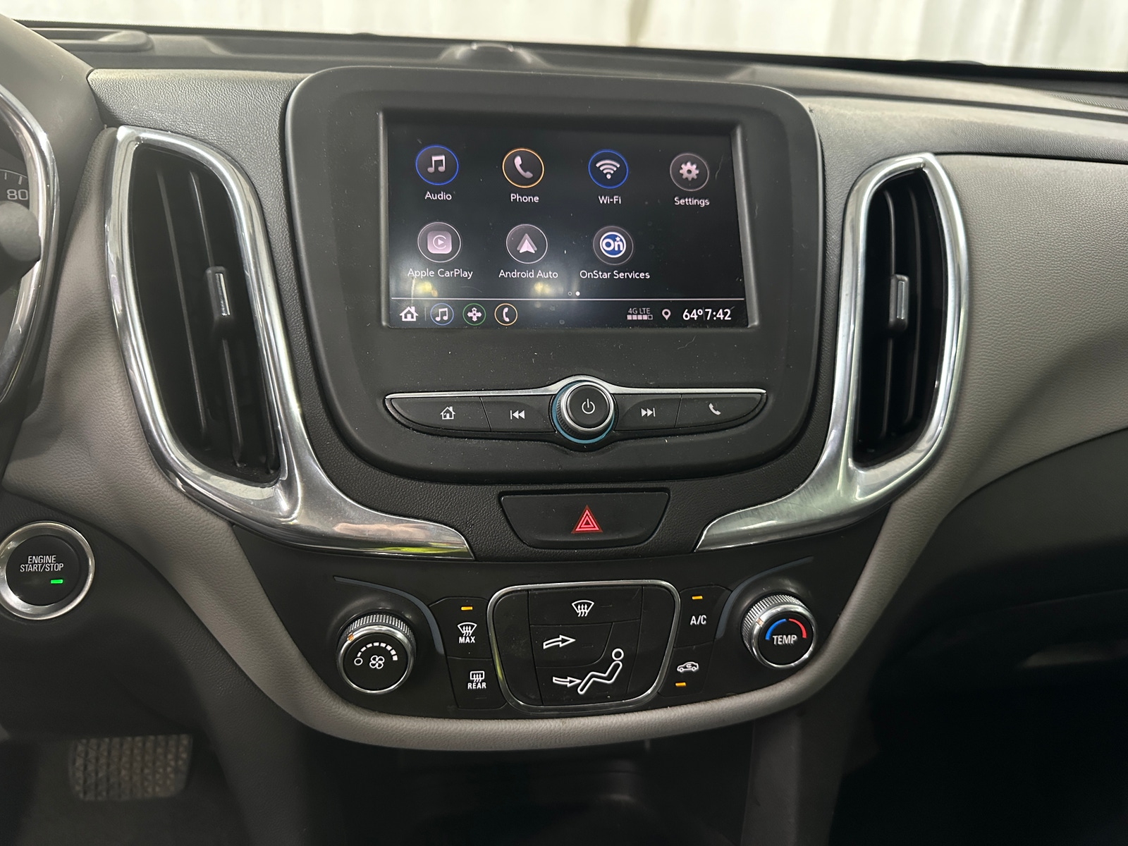 Thumbnail: 2020 Chevrolet Equinox - 4