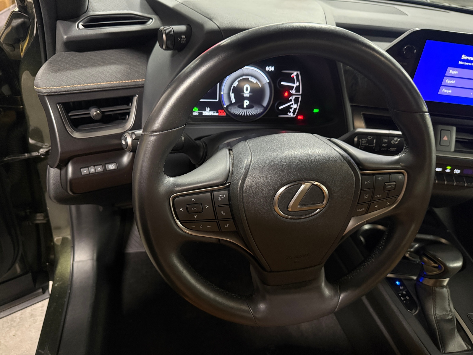 Thumbnail: 2024 Lexus UX - 4