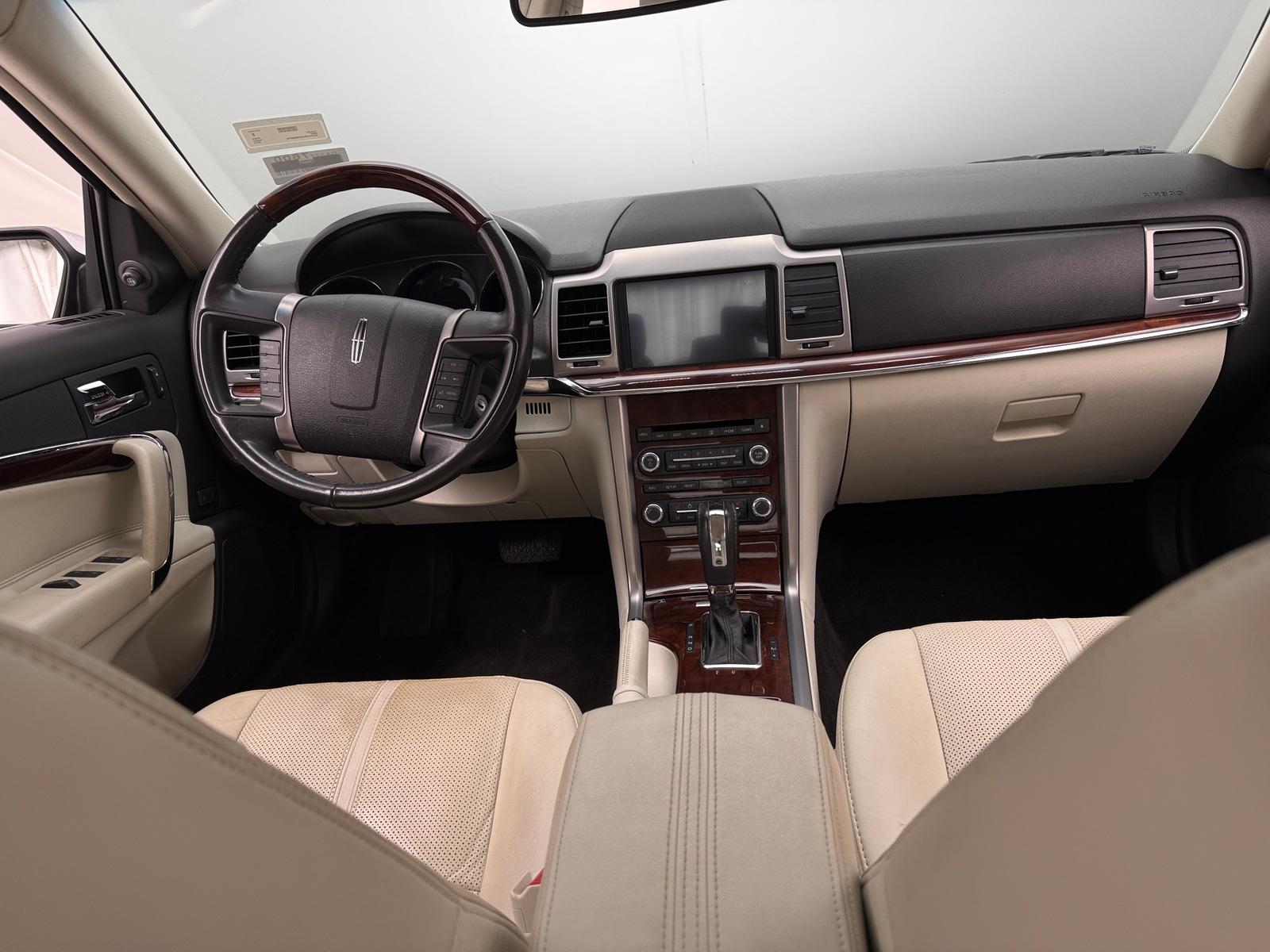 Thumbnail: 2012 Lincoln MKZ - 2