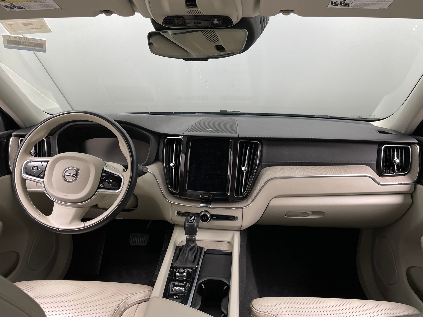 Thumbnail: 2021 Volvo XC60 - 2