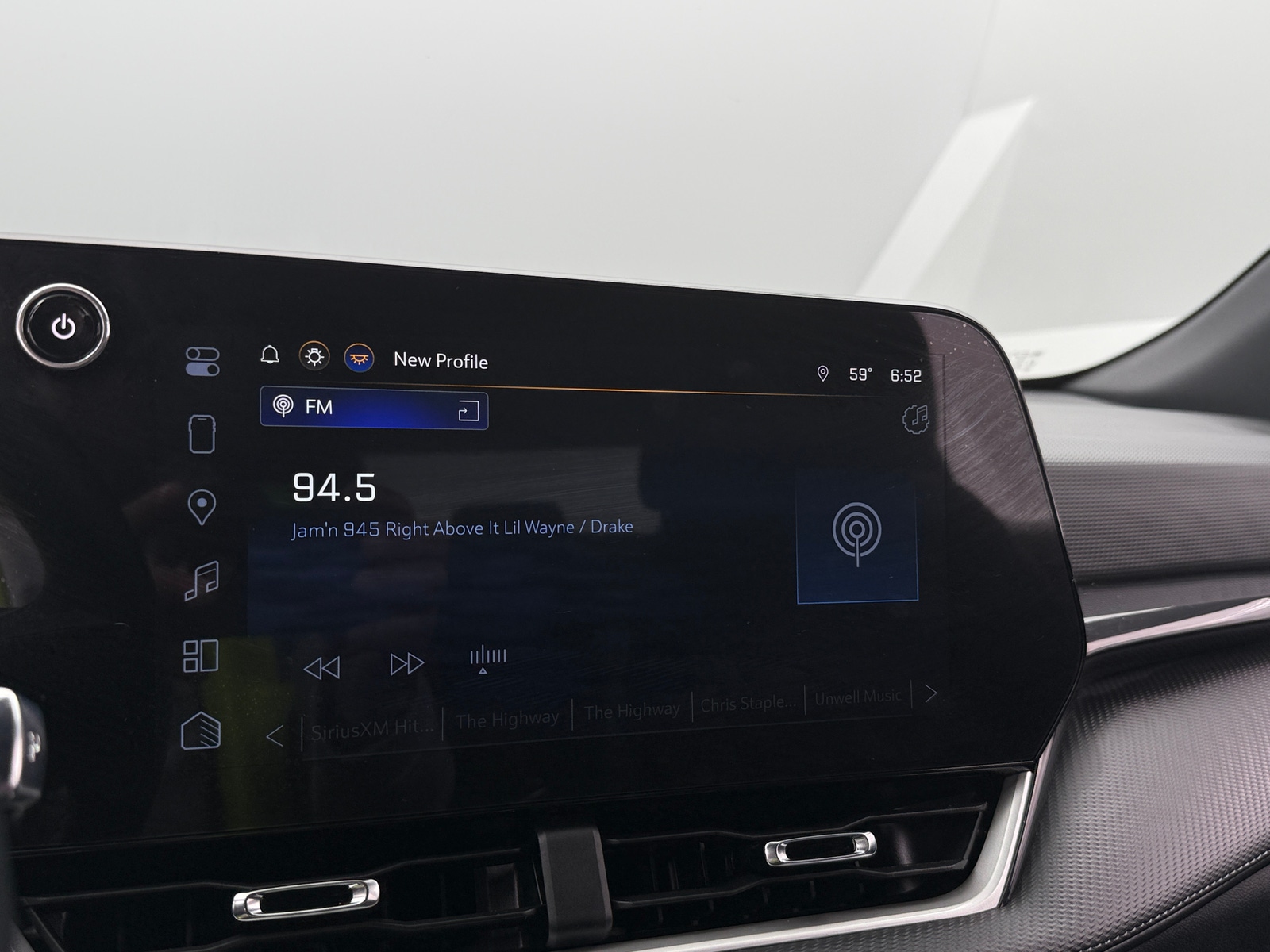 Thumbnail: 2025 Chevrolet Equinox - 4