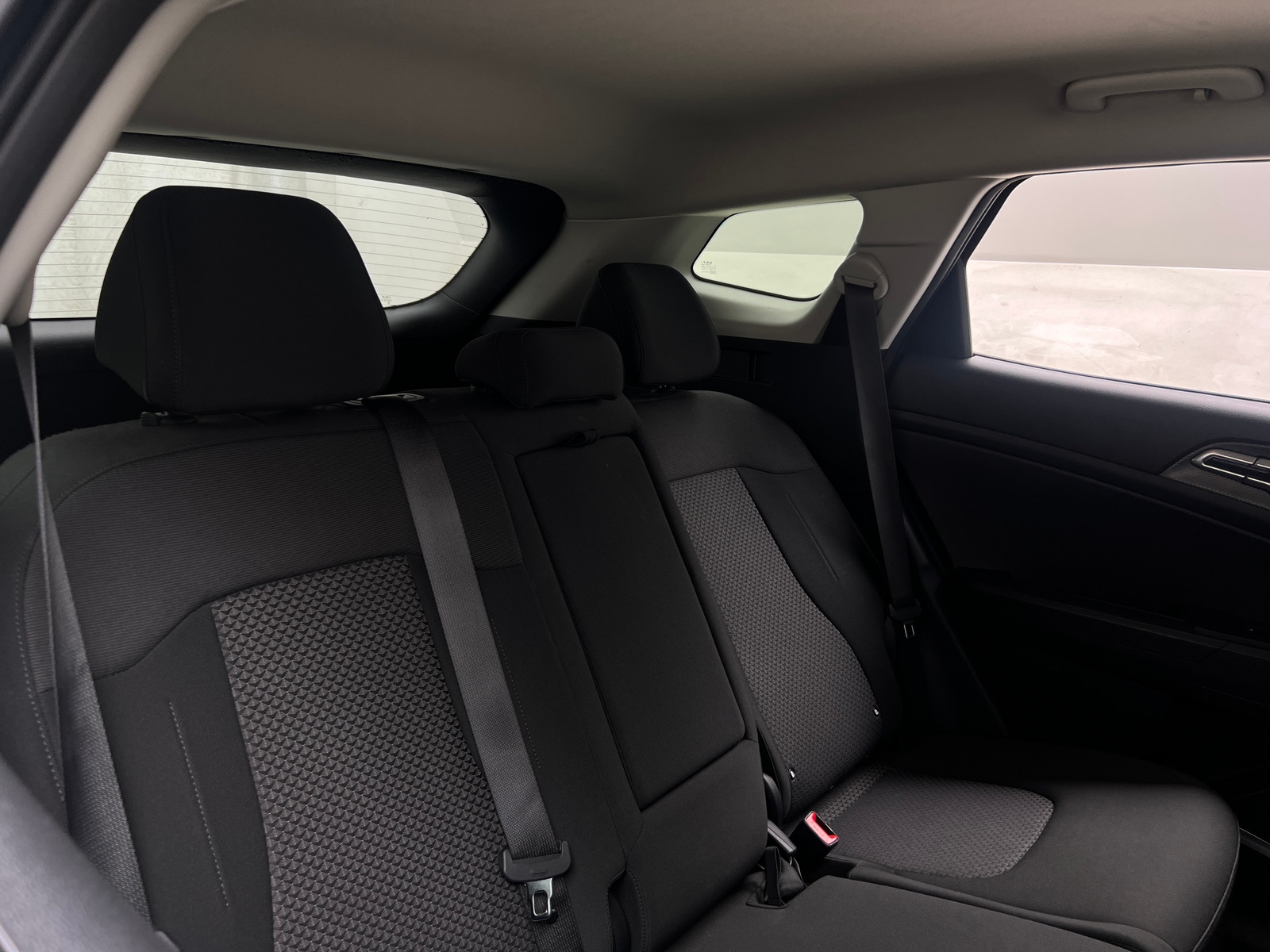 Thumbnail: 2025 Kia Sportage - 6