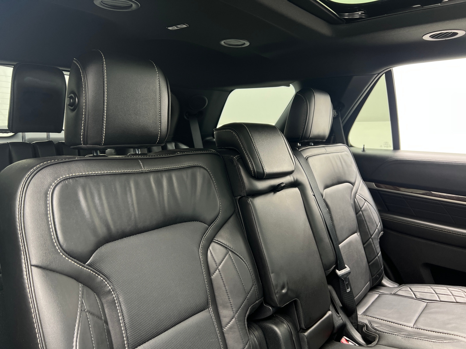 Thumbnail: 2019 Ford Explorer - 5