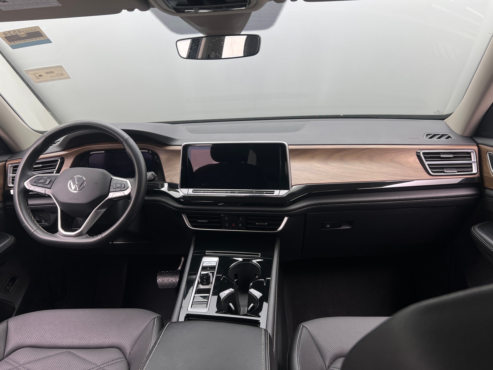 Thumbnail: 2025 Volkswagen Atlas - 2