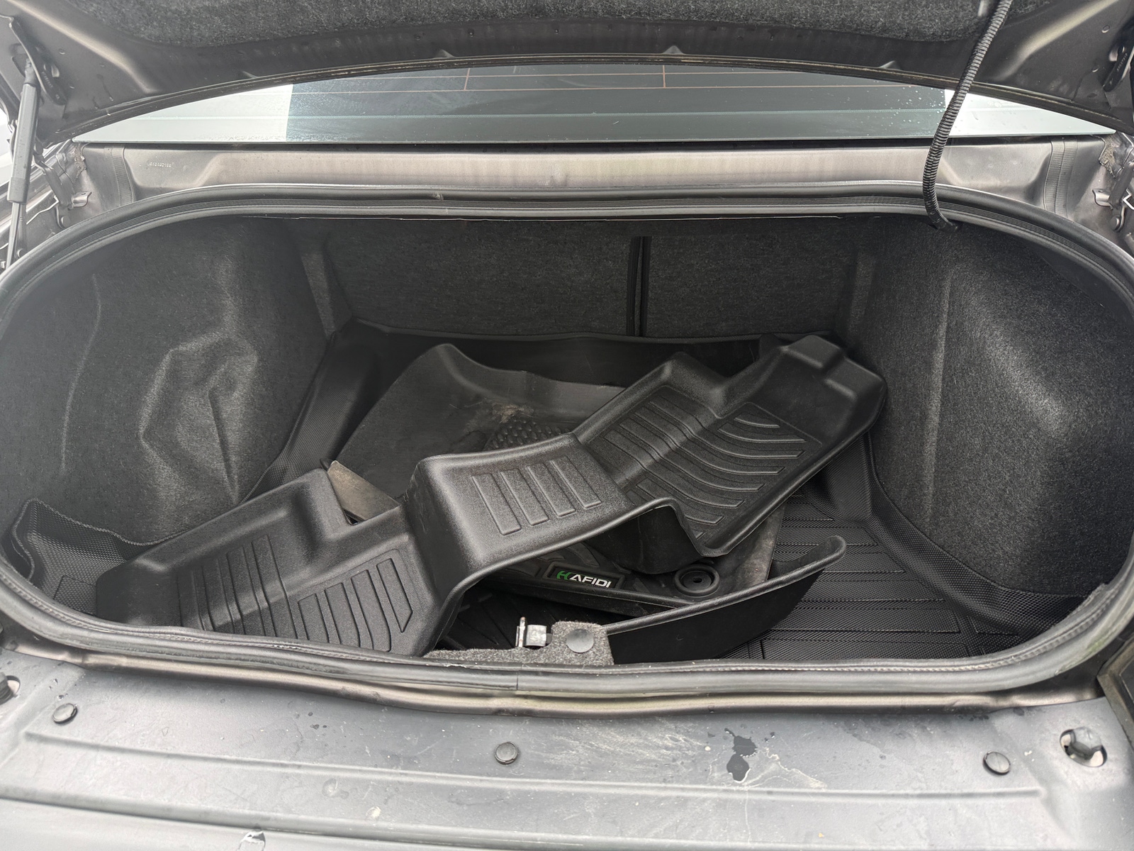 Thumbnail: 2018 Dodge Challenger - 5