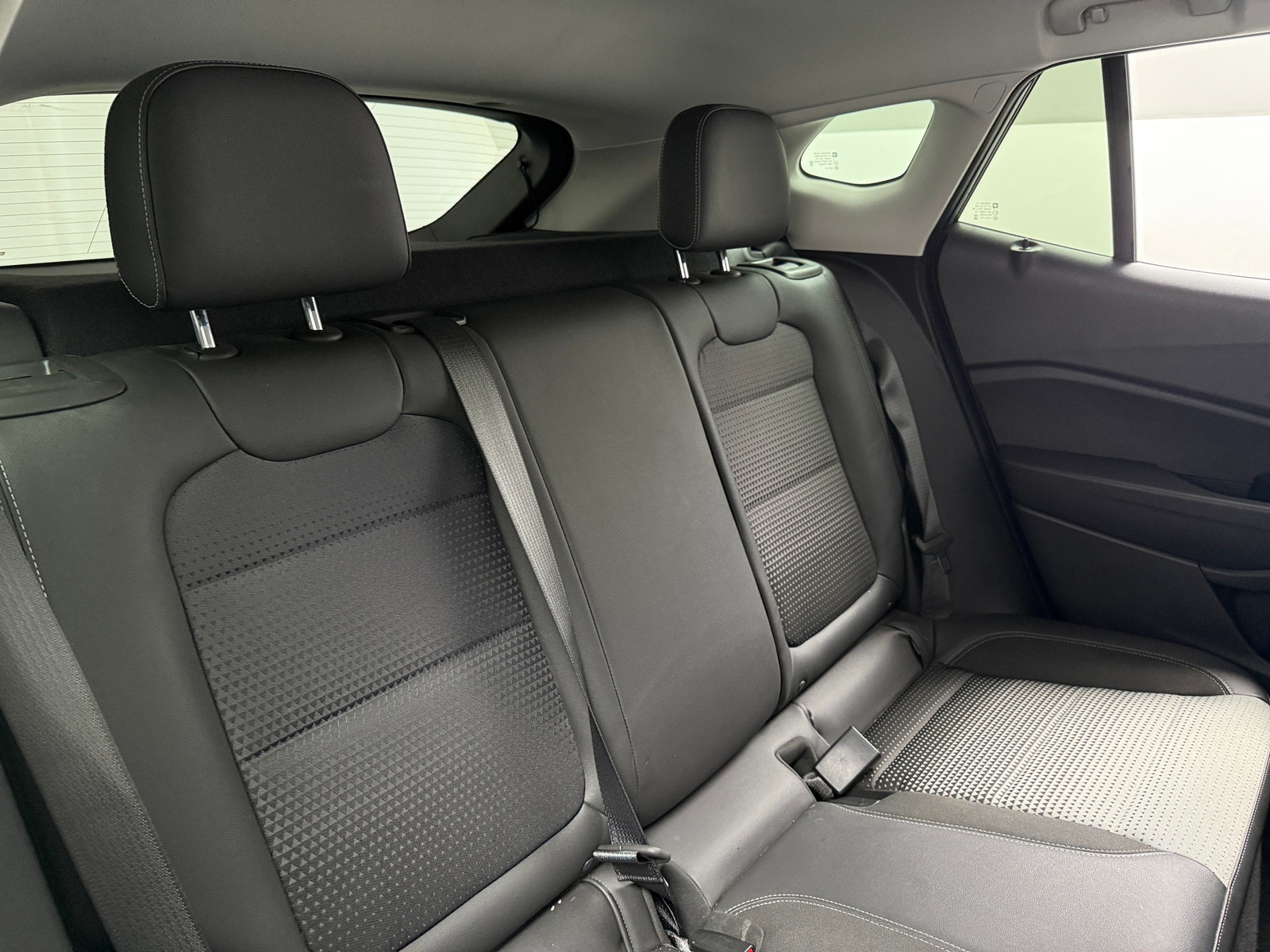 Thumbnail: 2025 Chevrolet Trax - 6