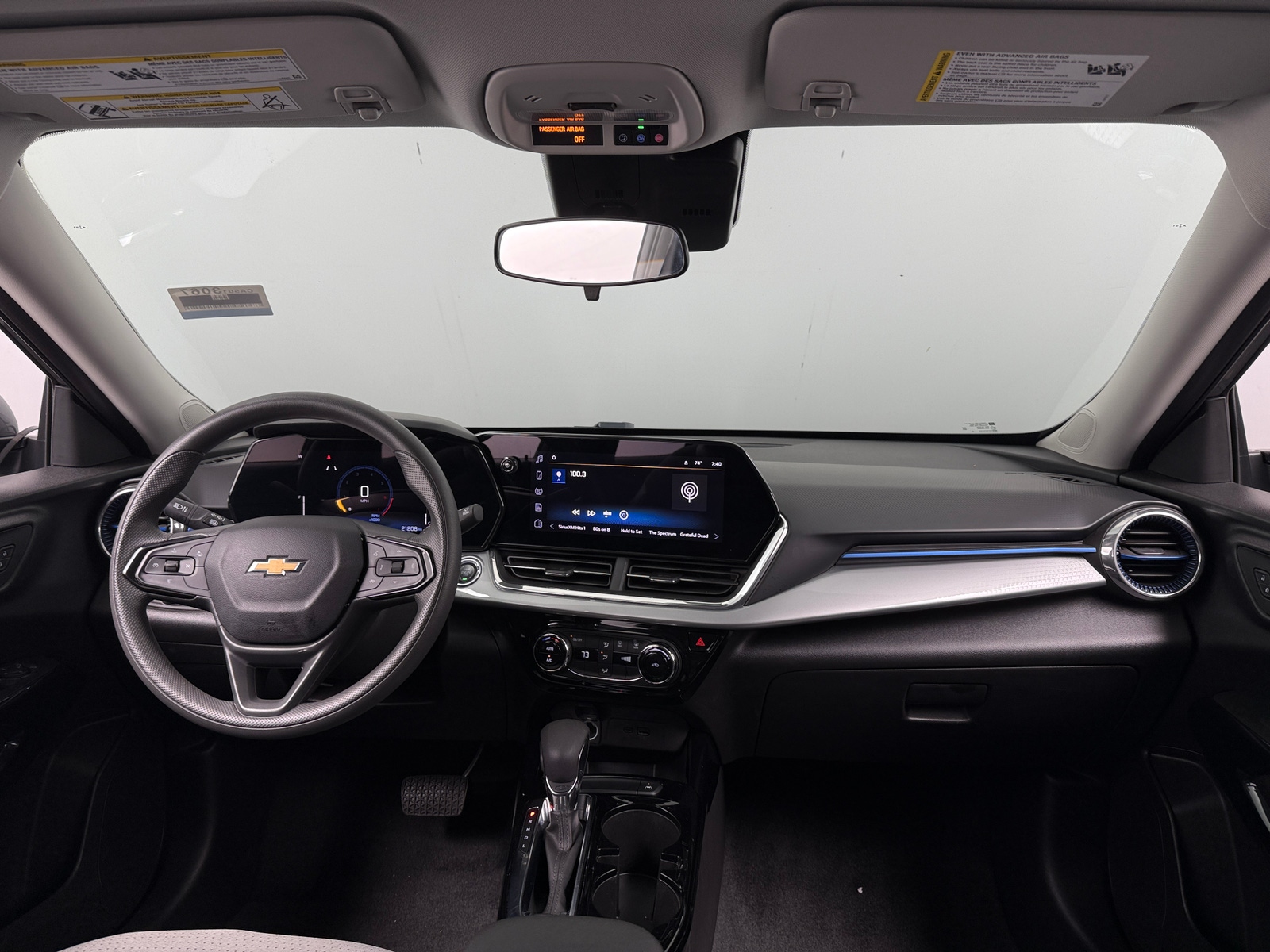 Thumbnail: 2025 Chevrolet Trax - 3