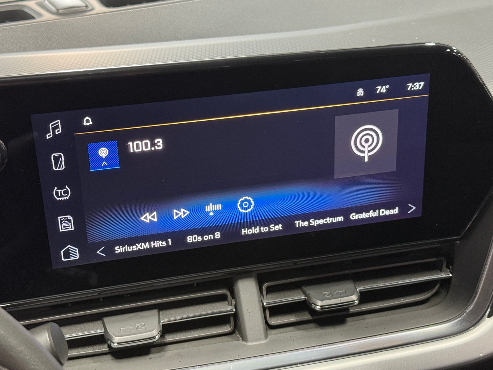 Thumbnail: 2025 Chevrolet Trax - 4