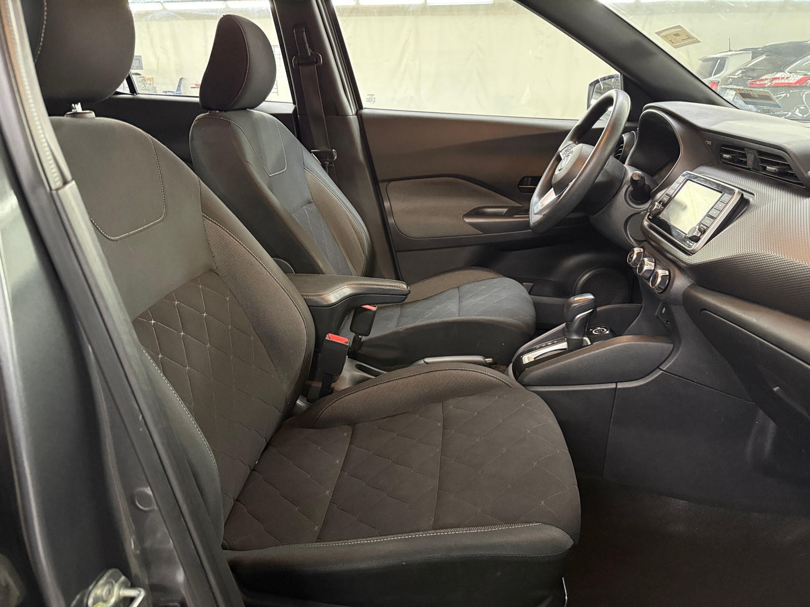 Thumbnail: 2020 Nissan Kicks - 2