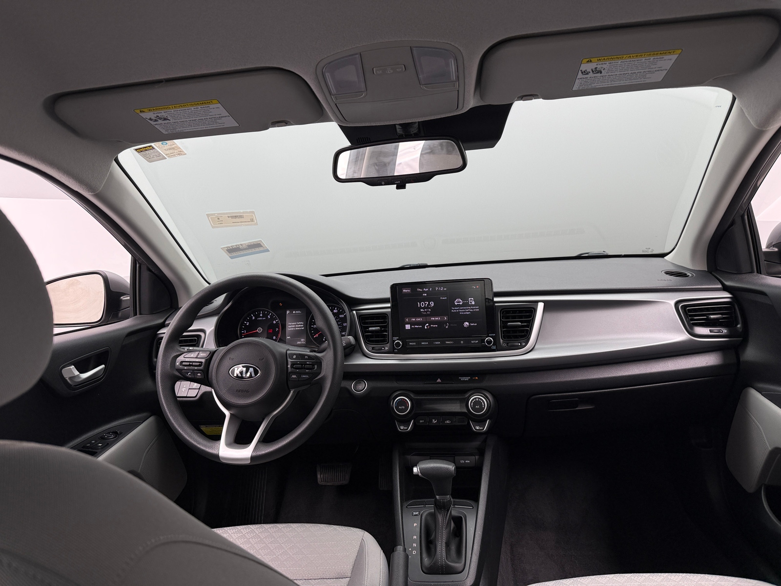 Thumbnail: 2021 Kia Rio - 3