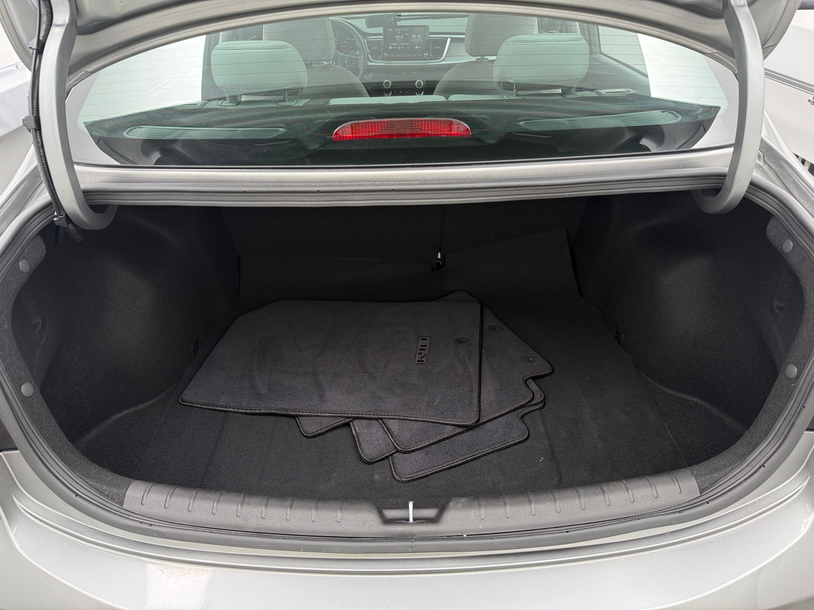 Thumbnail: 2021 Kia Rio - 7