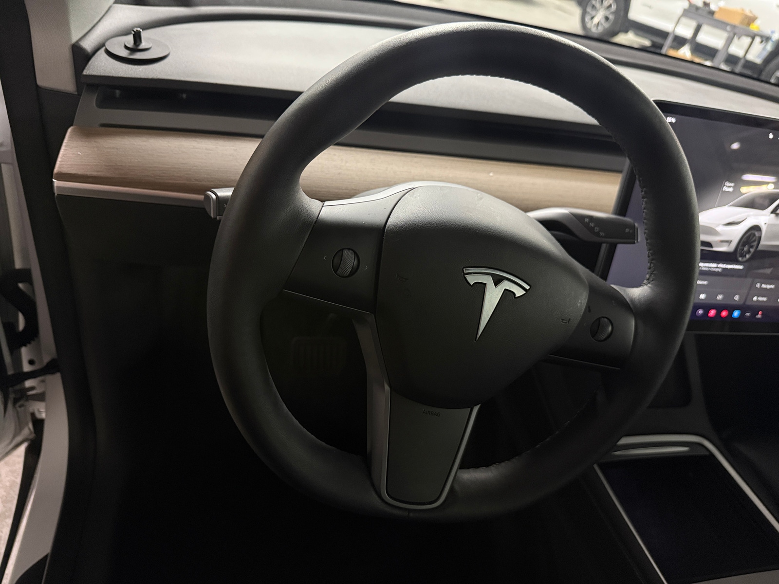 Thumbnail: 2022 Tesla Model Y - 4