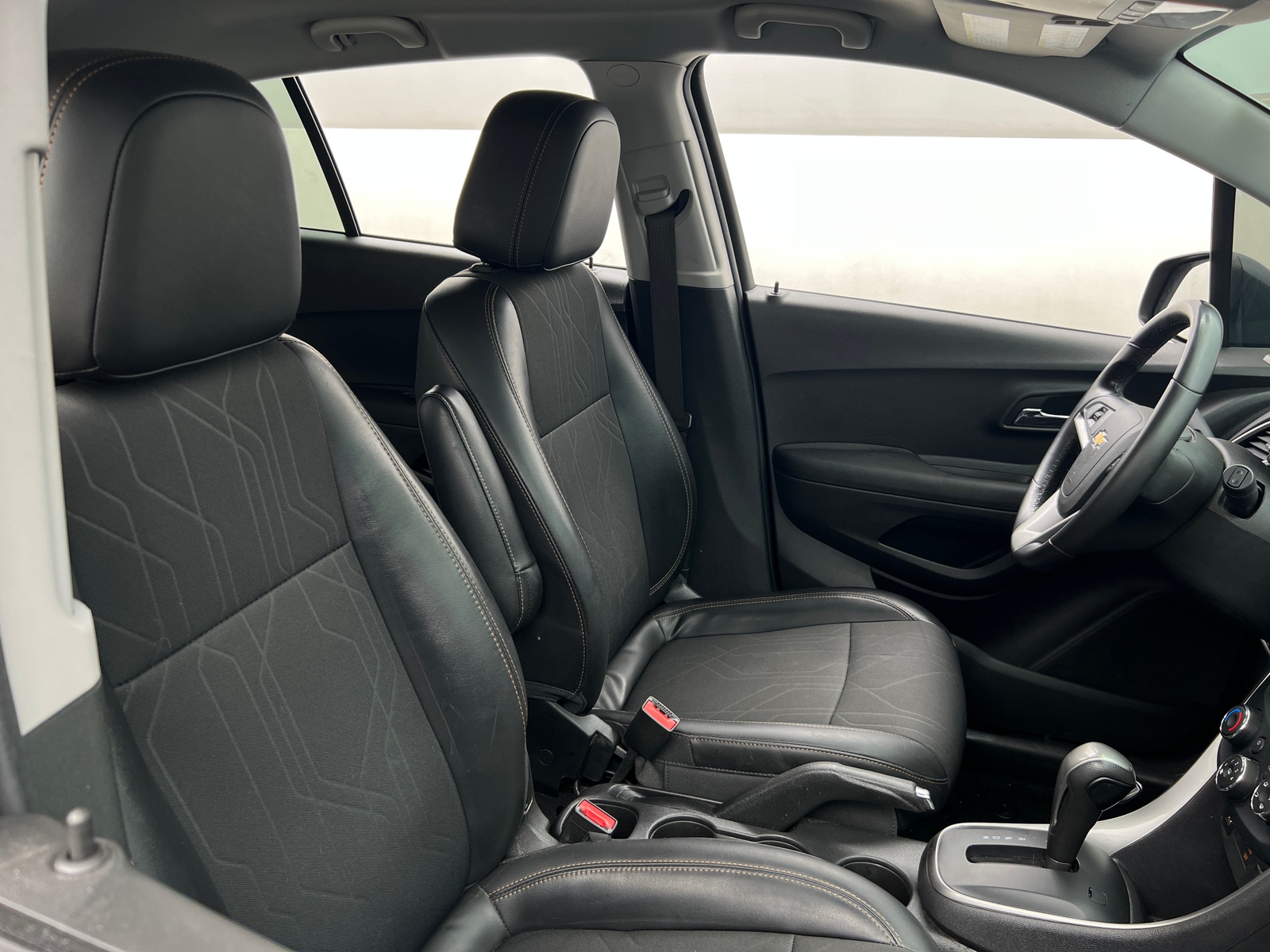 Thumbnail: 2020 Chevrolet Trax - 2