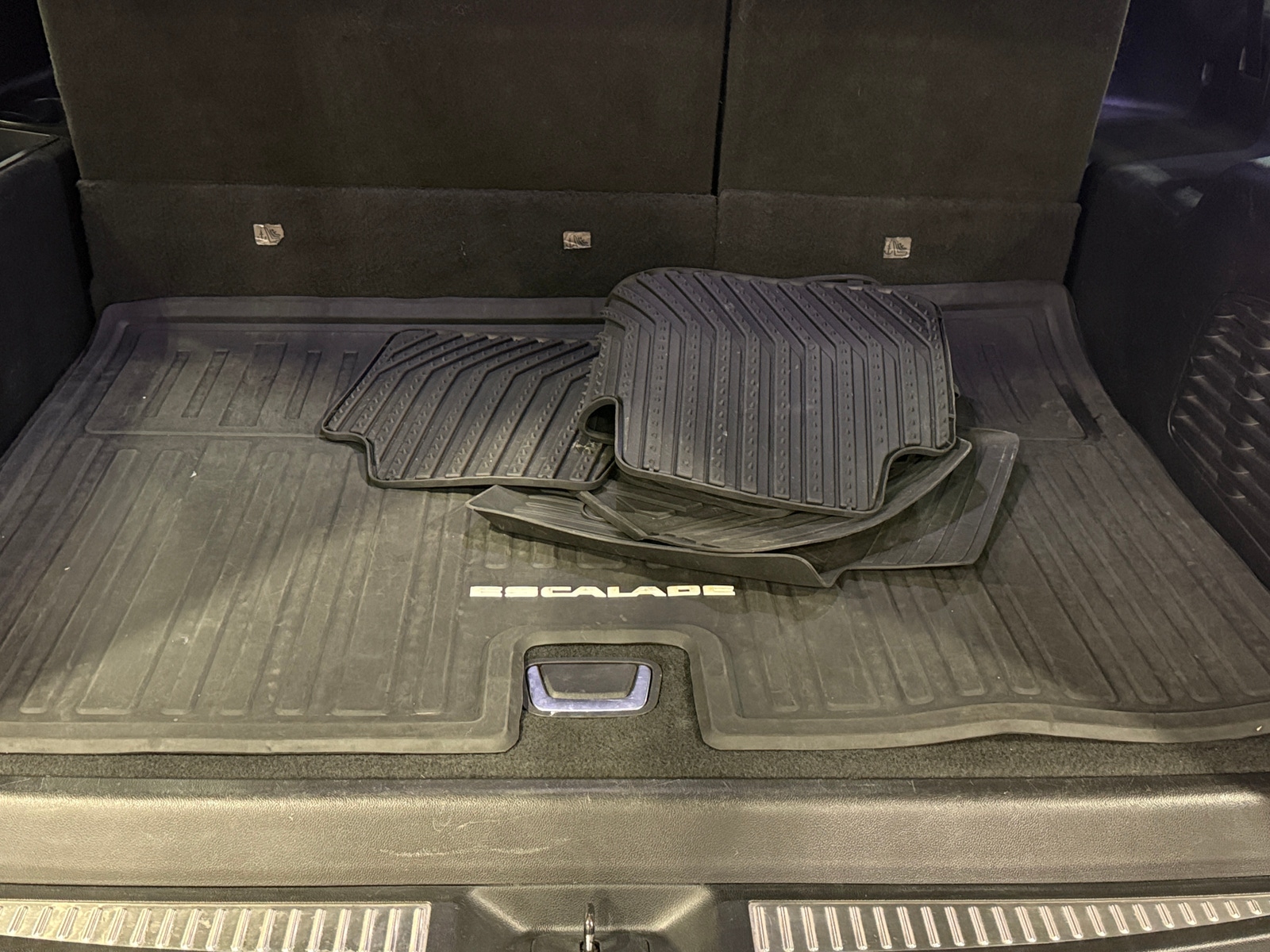 Thumbnail: 2020 Cadillac Escalade - 6