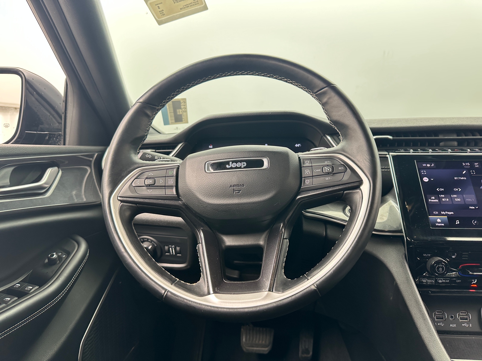 Thumbnail: 2021 Jeep Grand Cherokee L - 4