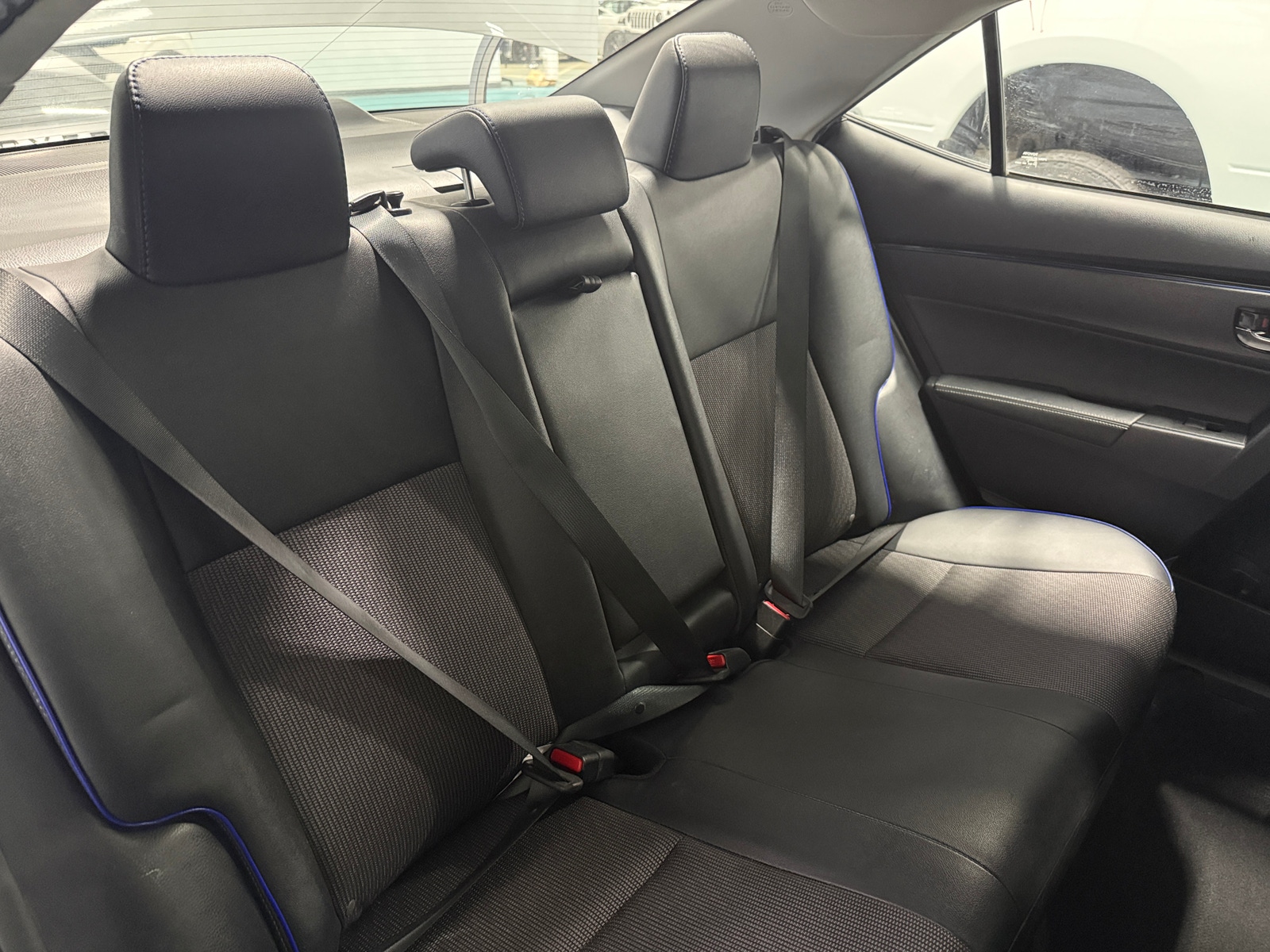 Thumbnail: 2018 Toyota Corolla - 6