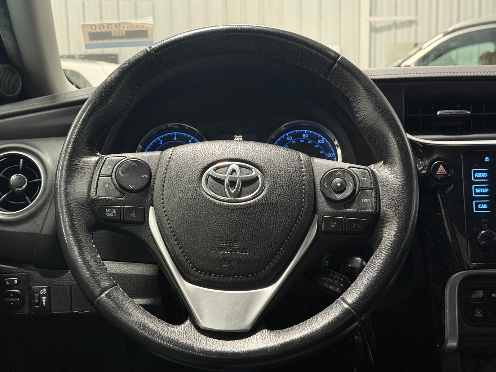 Thumbnail: 2018 Toyota Corolla - 5