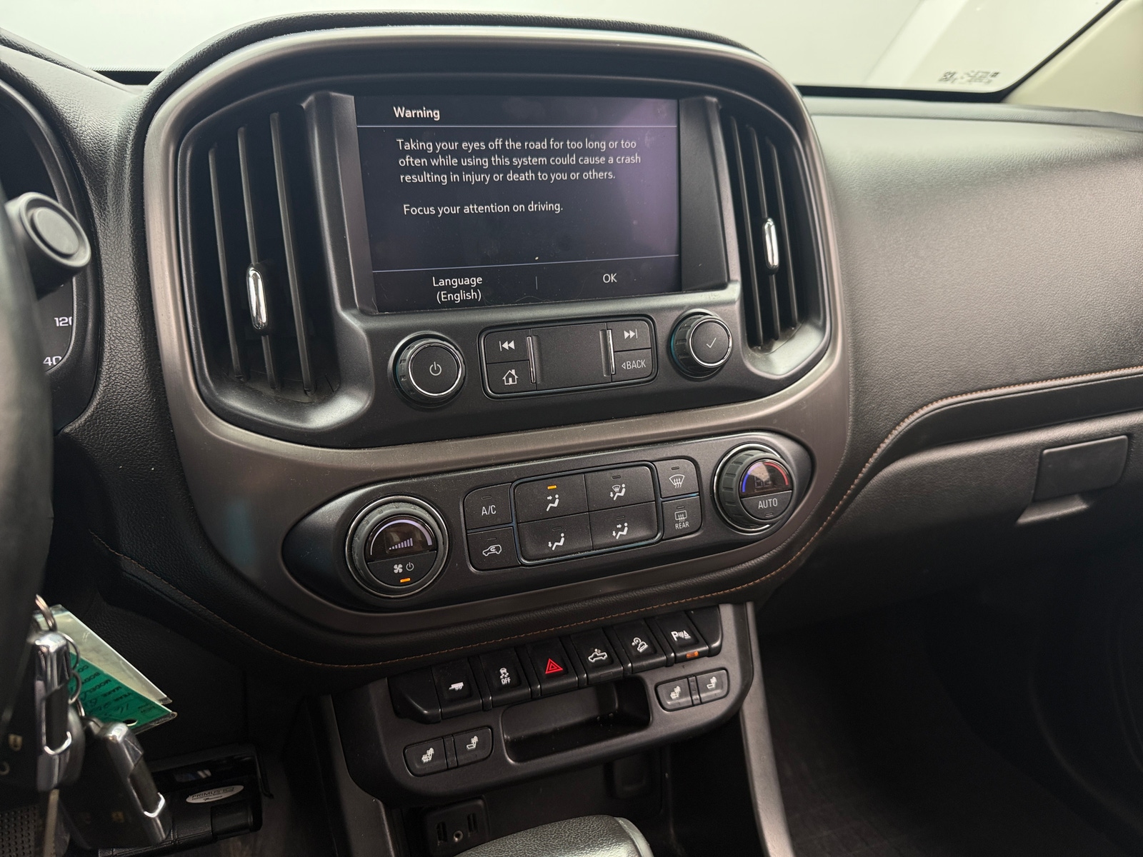 Thumbnail: 2021 GMC Canyon - 3