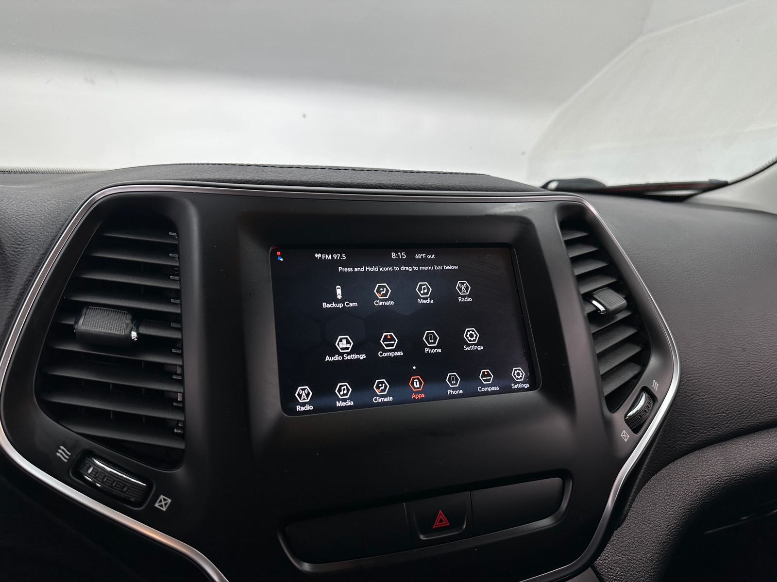 Thumbnail: 2019 Jeep Cherokee - 4