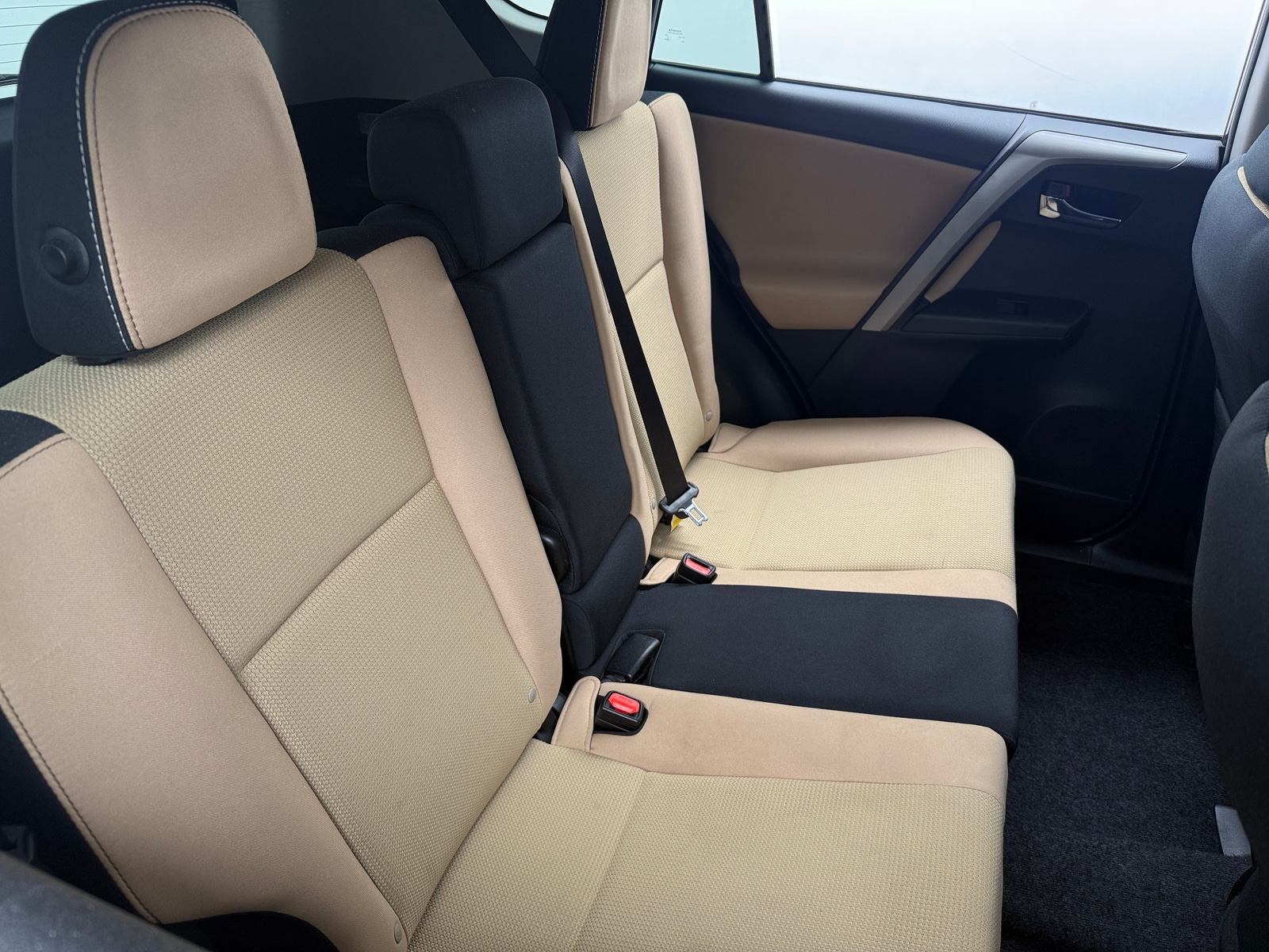 Thumbnail: 2016 Toyota RAV4 - 6