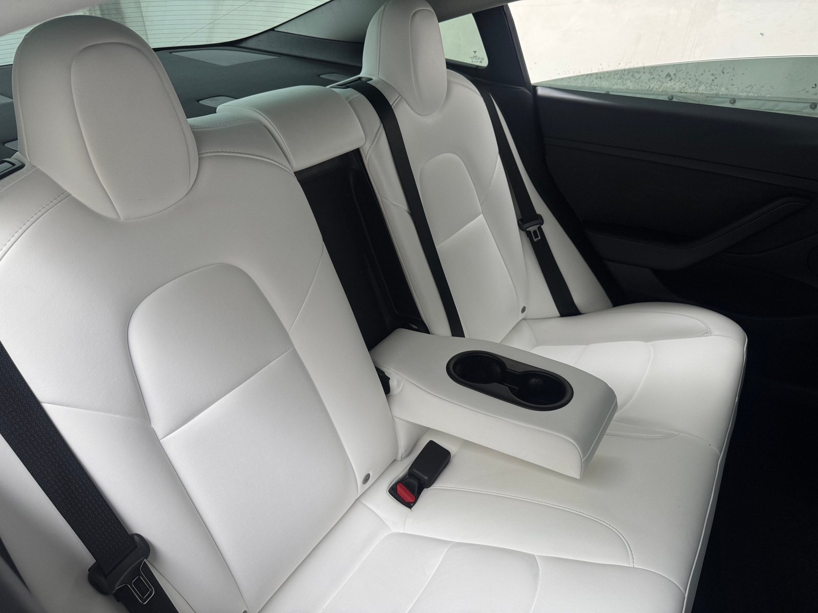 Thumbnail: 2022 Tesla Model 3 - 5