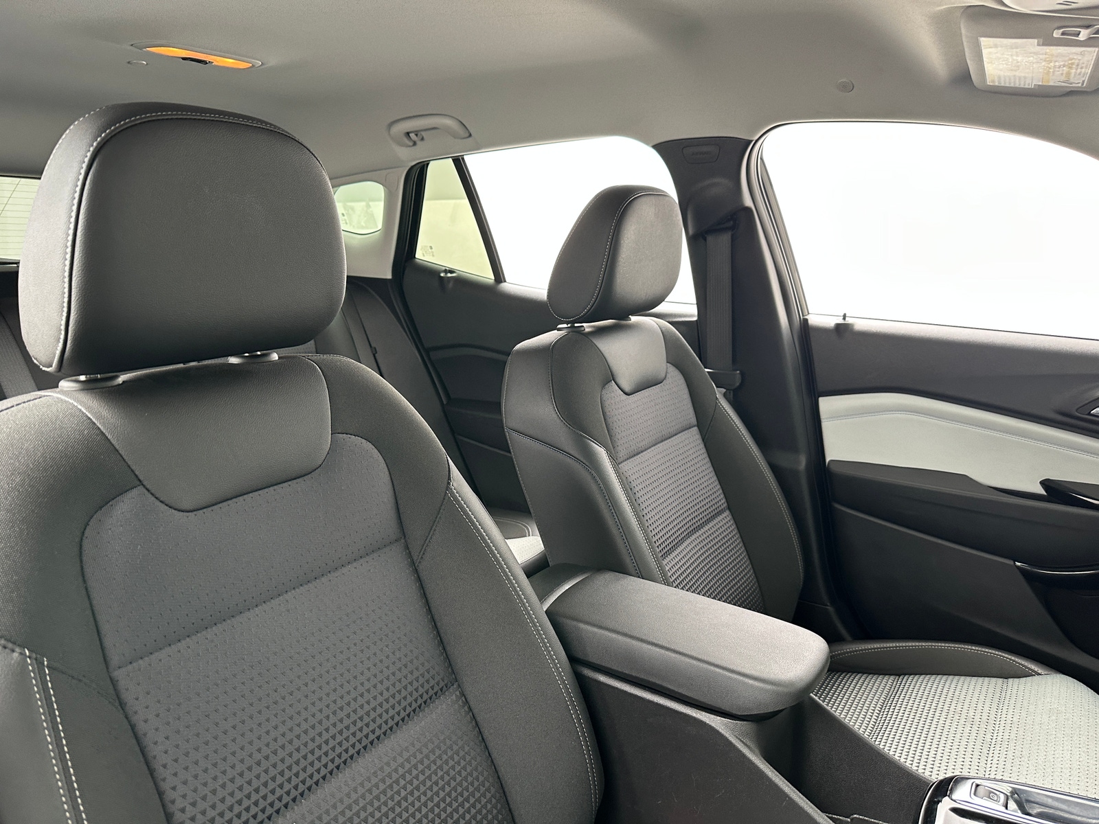 Thumbnail: 2025 Chevrolet Trax - 2