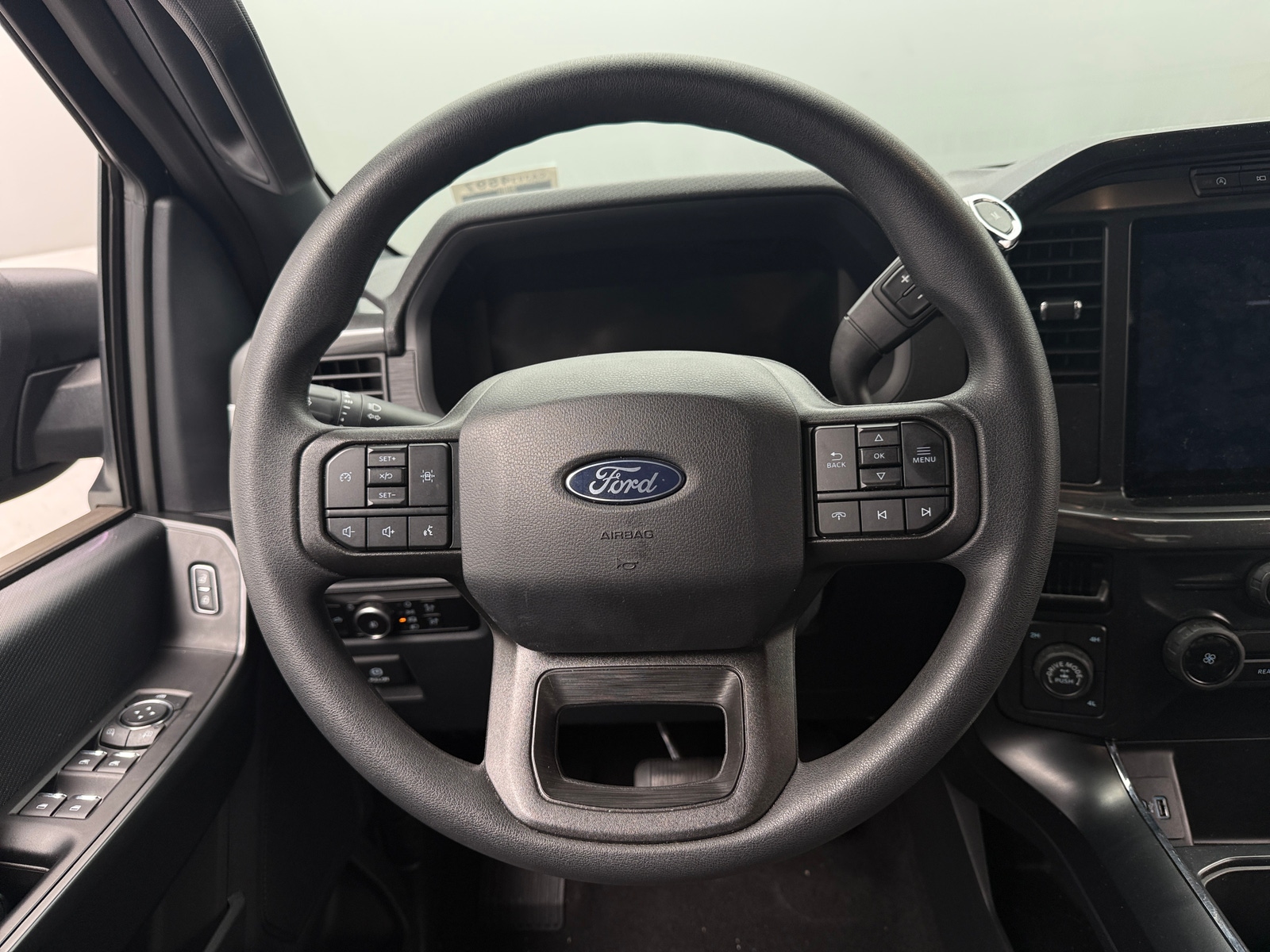 Thumbnail: 2024 Ford Econoline - 5