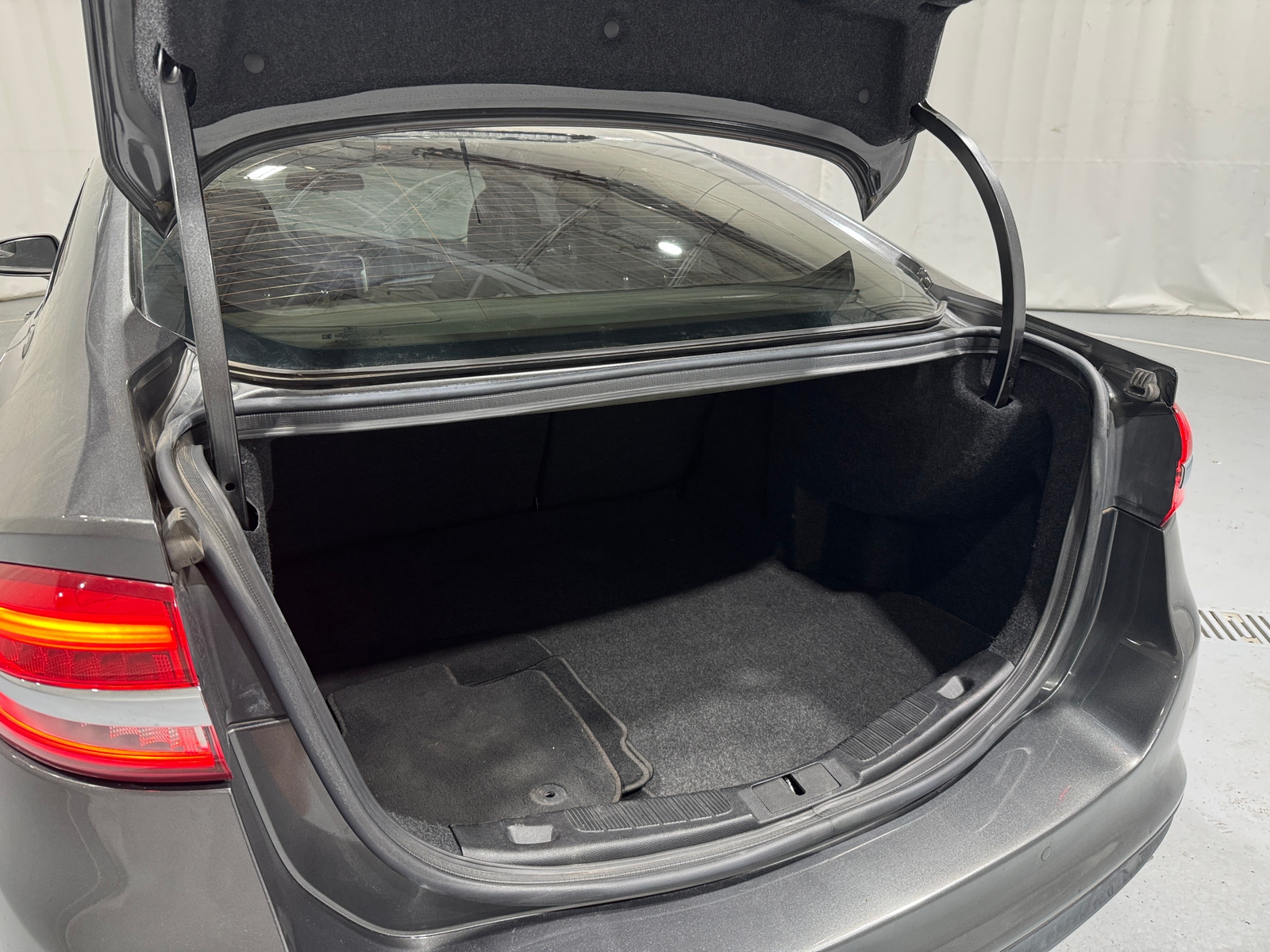 Thumbnail: 2017 Ford Fusion - 7