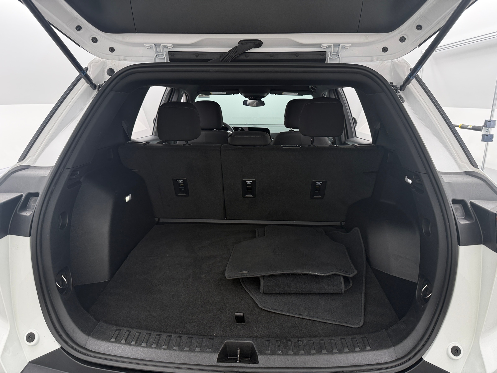 Thumbnail: 2025 Chevrolet Equinox - 7