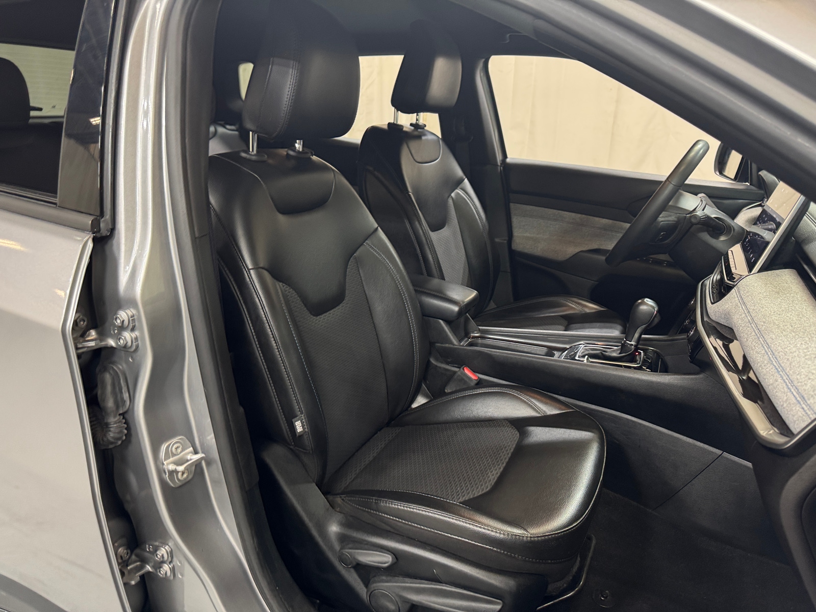 Thumbnail: 2023 Jeep Compass - 2