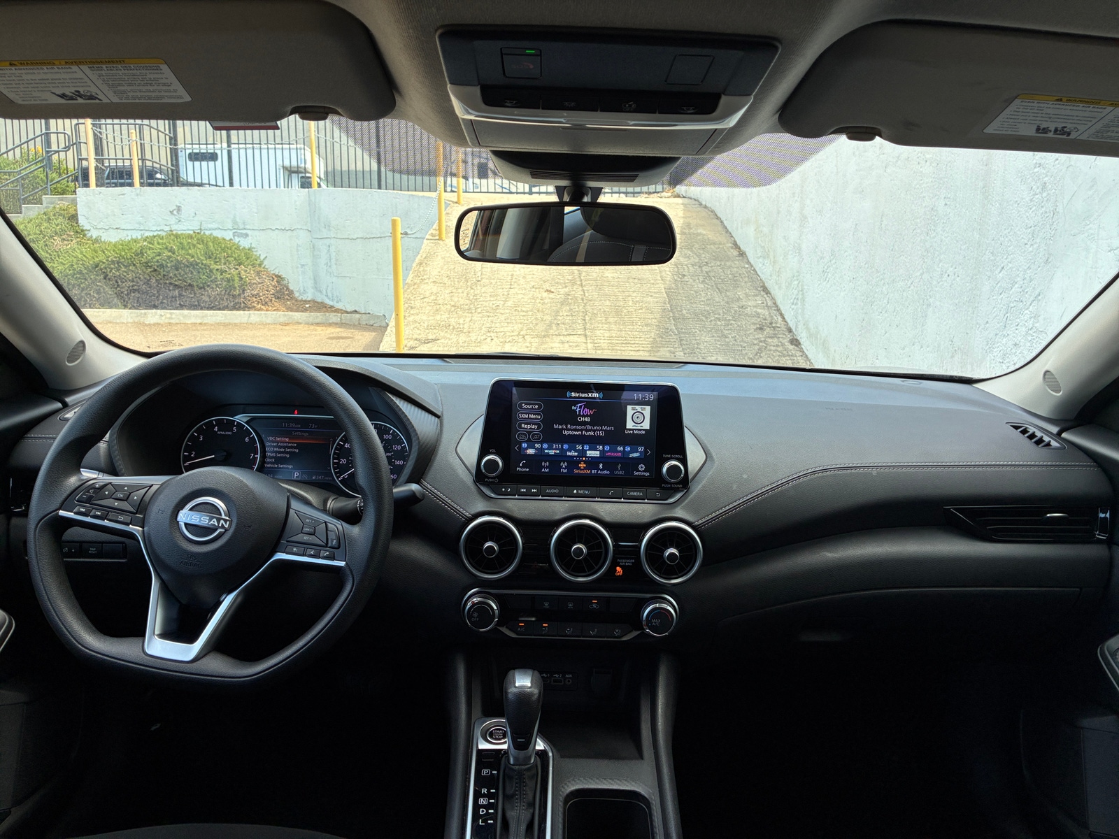 Thumbnail: 2025 Nissan Sentra - 3