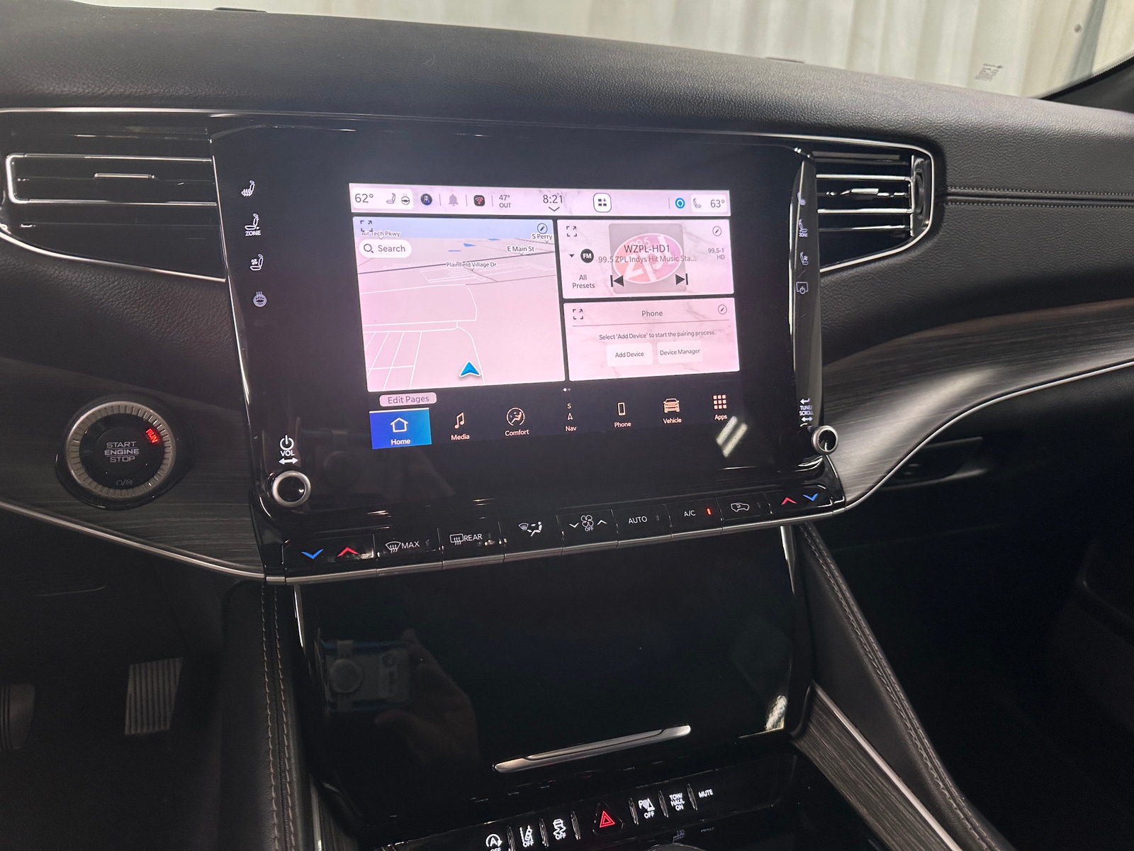 Thumbnail: 2023 Jeep Wagoneer - 3