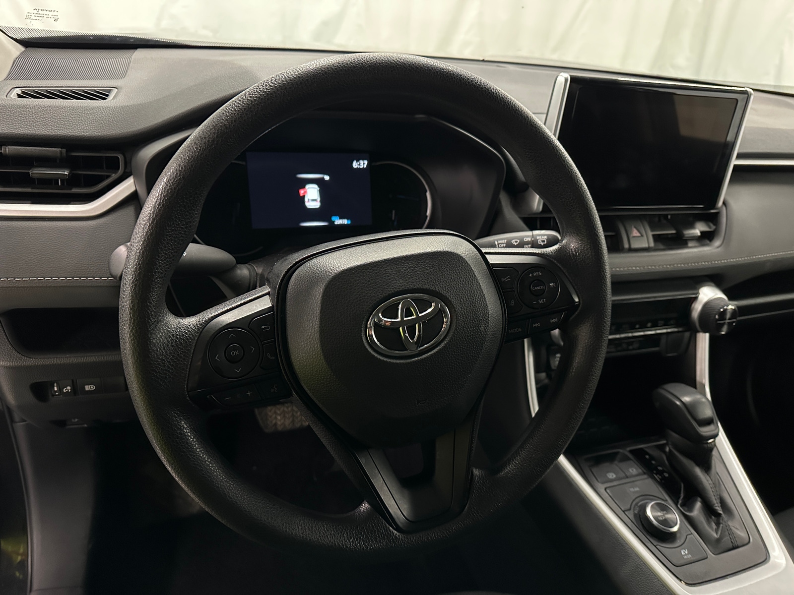 Thumbnail: 2025 Toyota RAV4 - 5