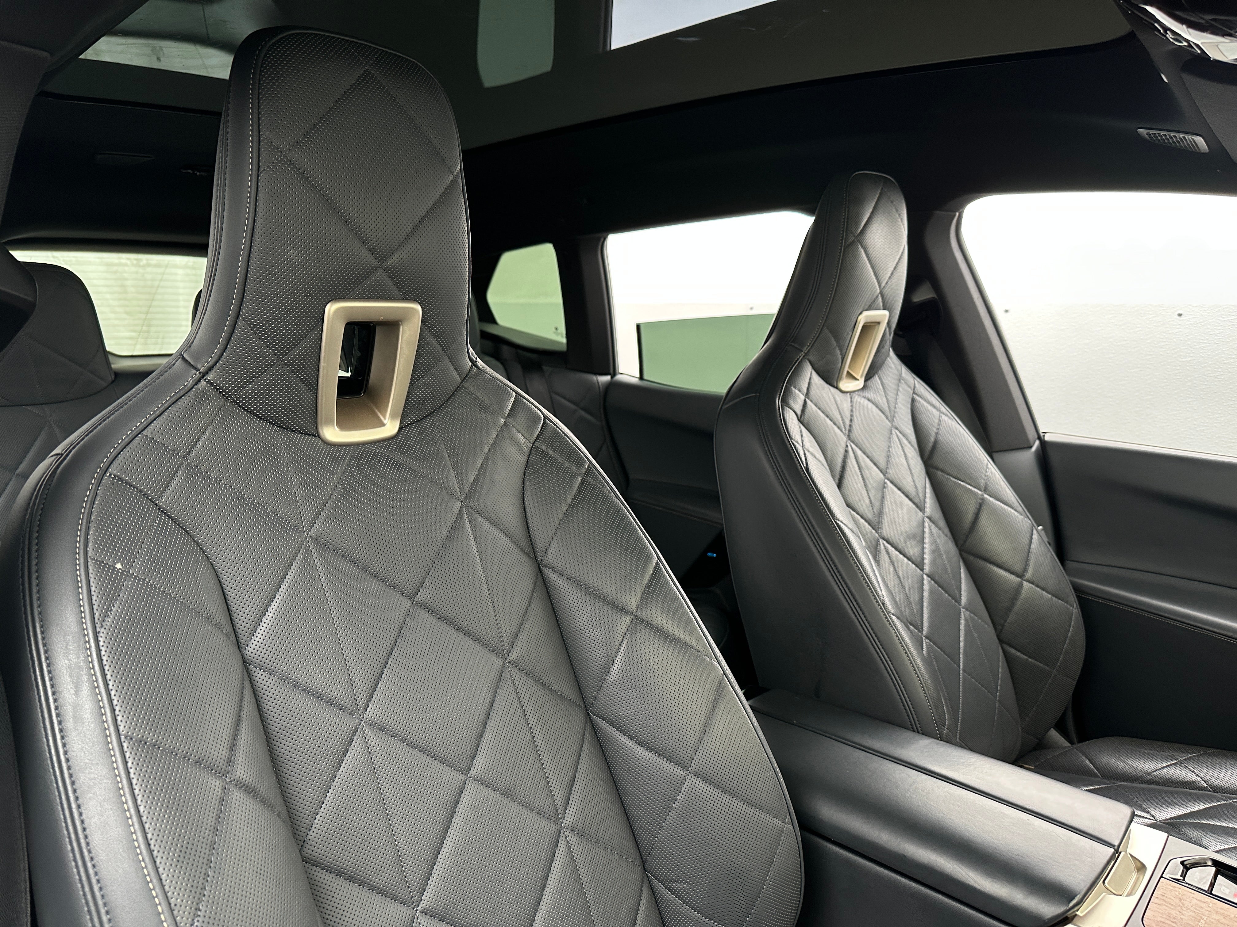 2023 BMW iX