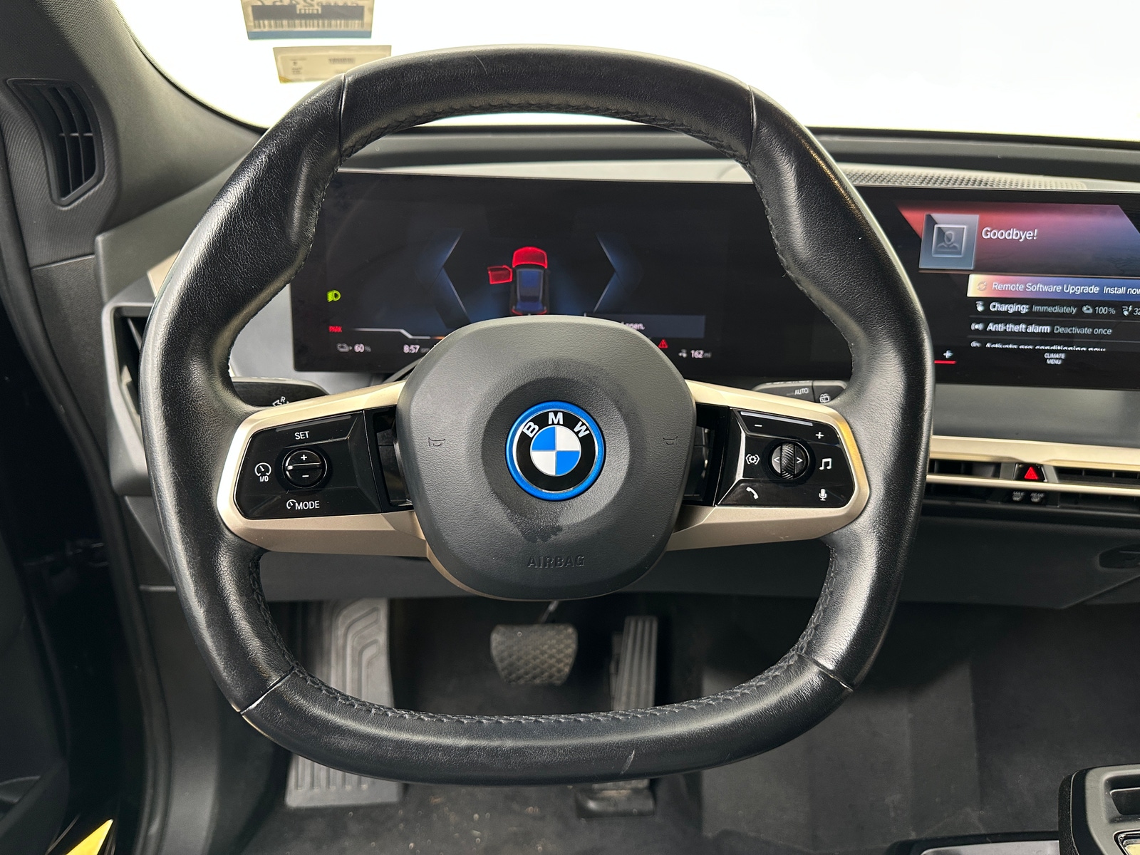 Thumbnail: 2023 BMW iX - 4