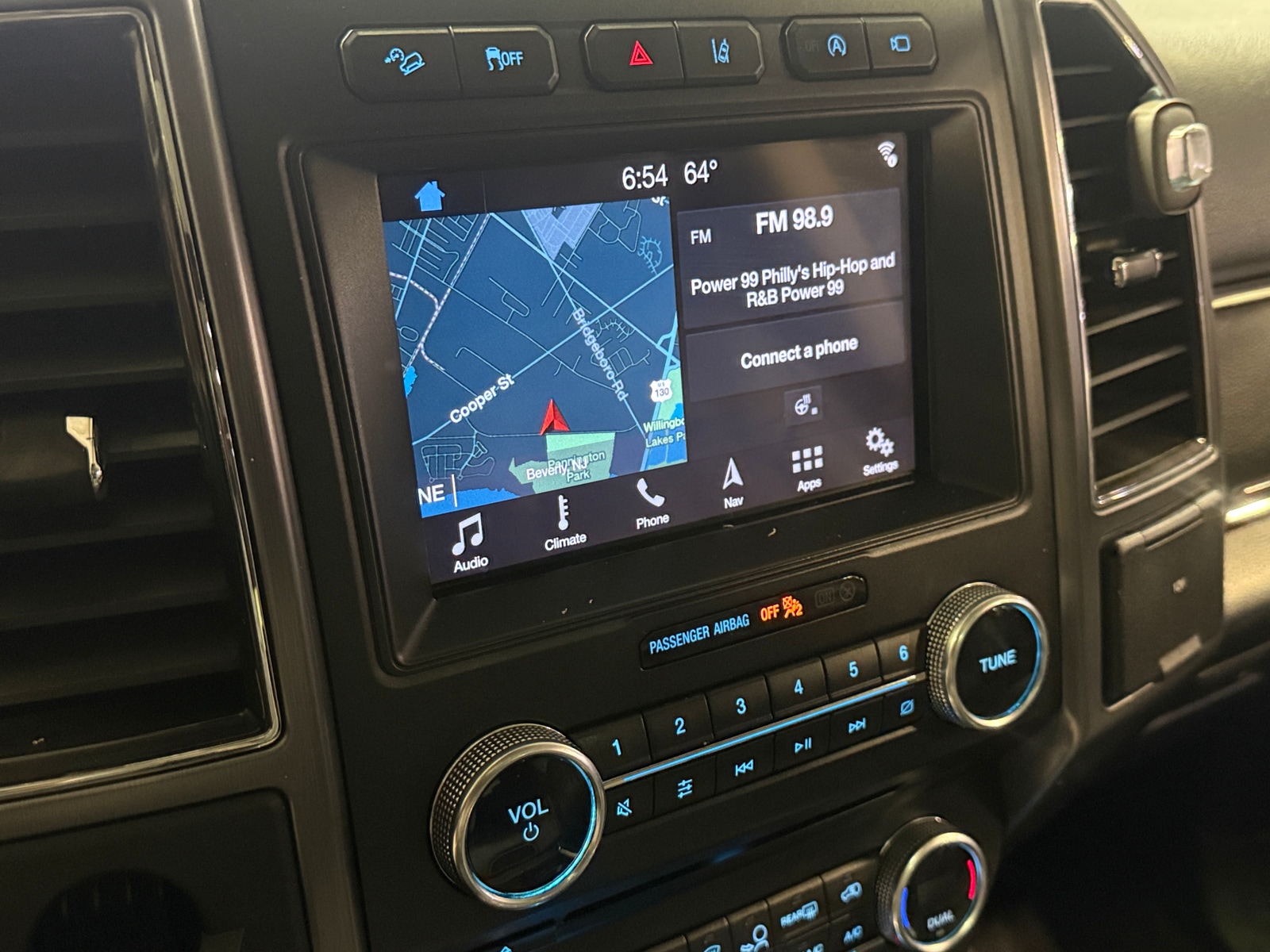 Thumbnail: 2018 Ford Expedition - 3