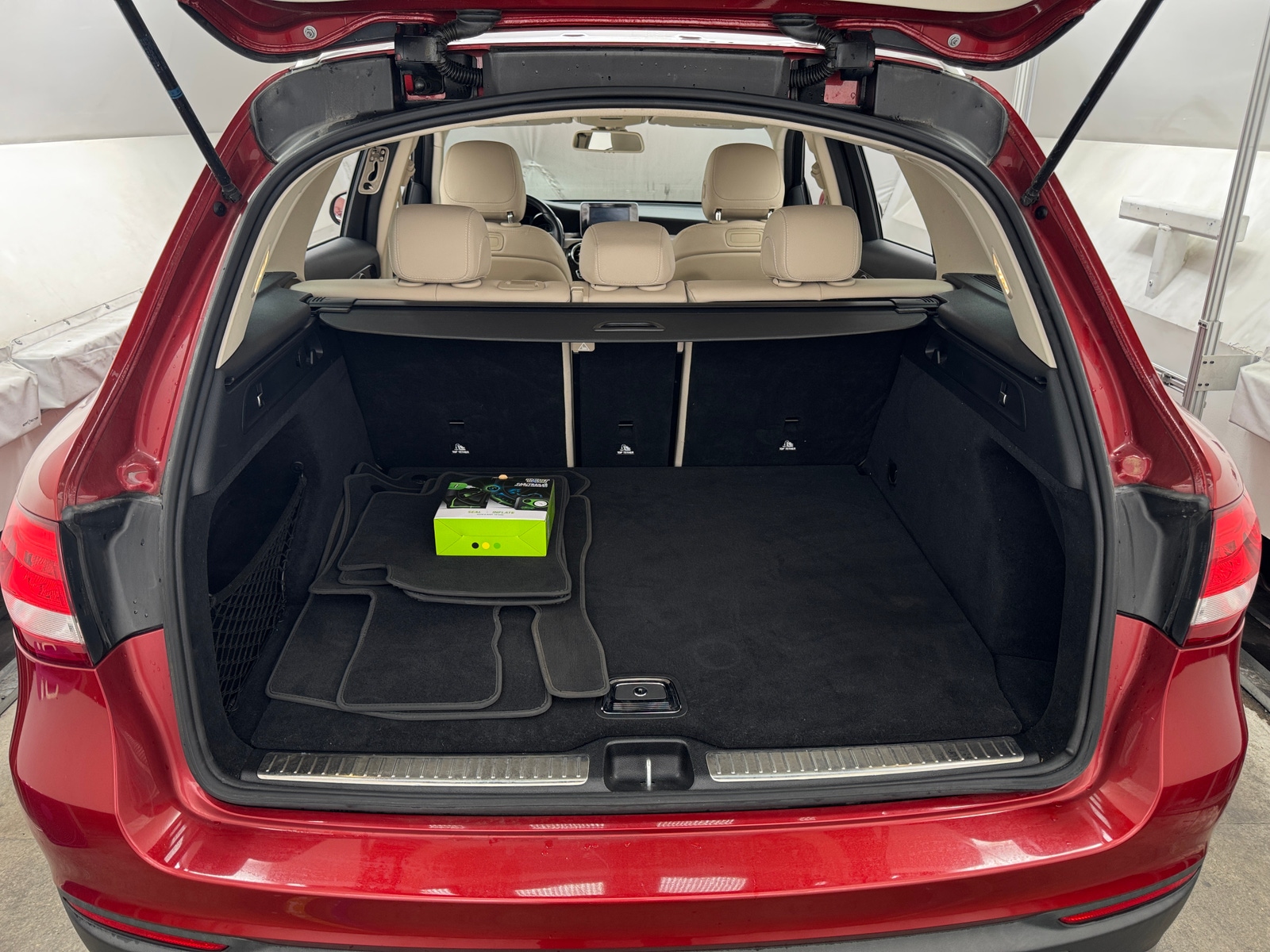 Thumbnail: 2019 Mercedes-Benz GLC - 7
