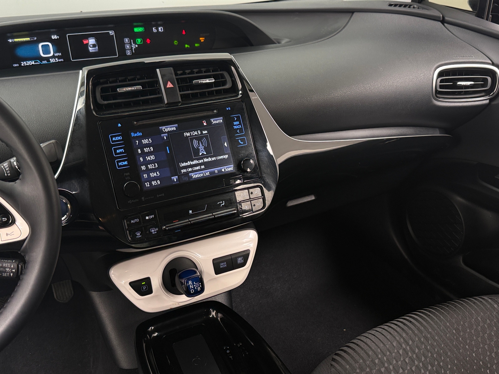 Thumbnail: 2018 Toyota Prius - 4