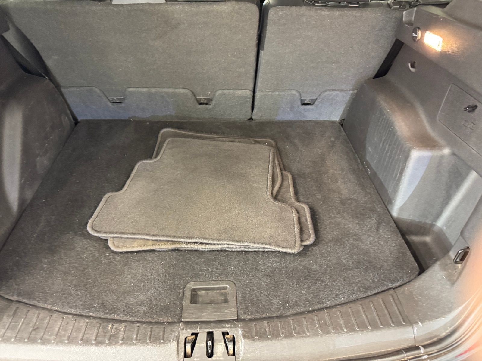 Thumbnail: 2017 Ford Escape - 6