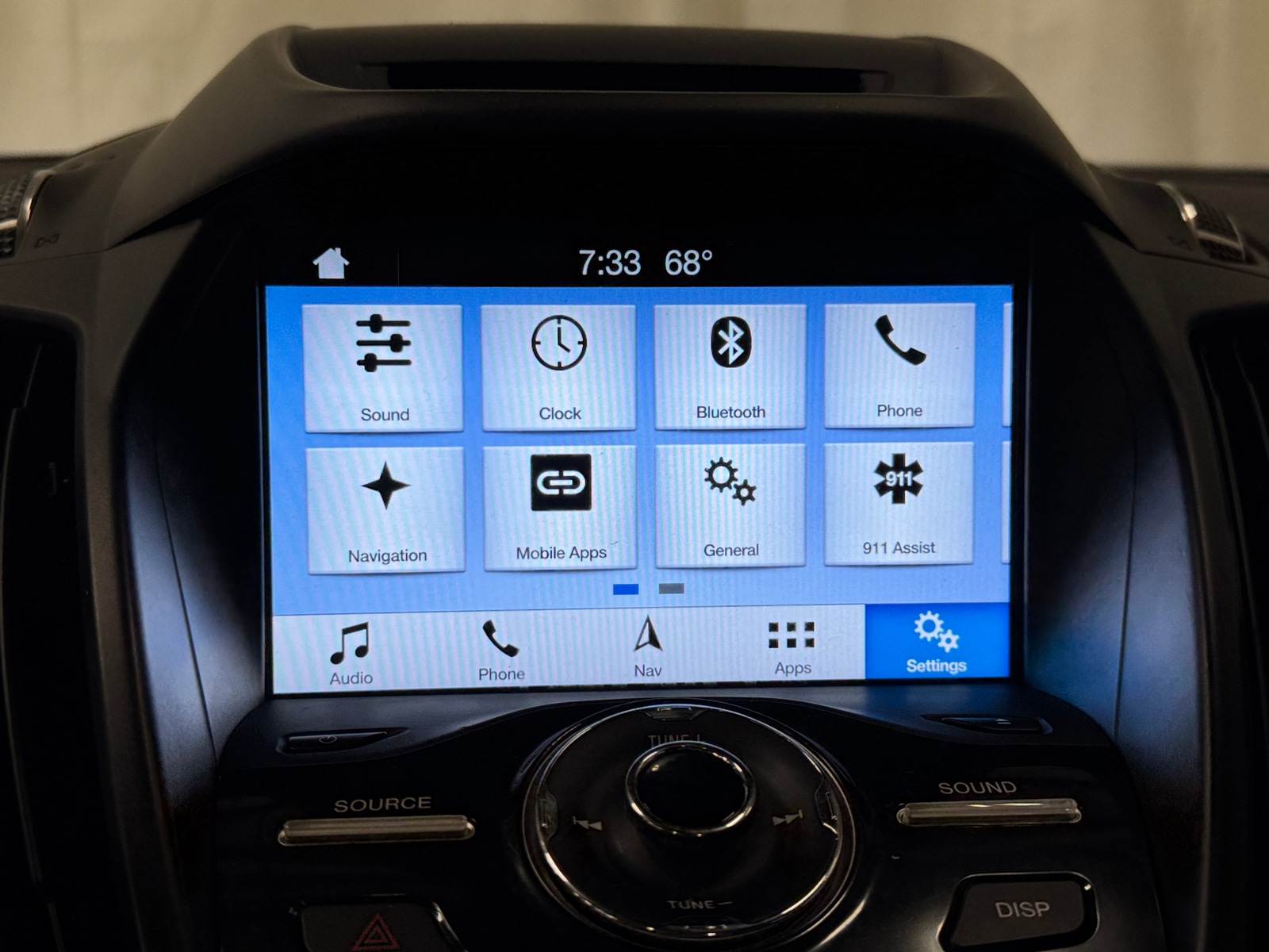 Thumbnail: 2017 Ford Escape - 3