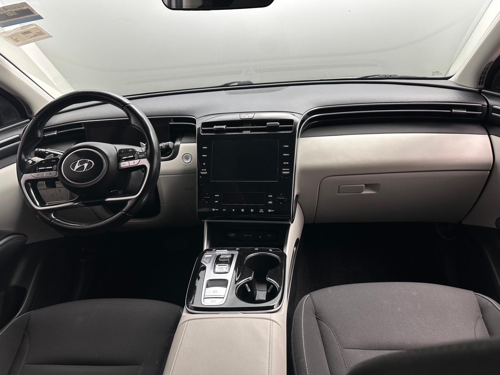 Thumbnail: 2022 Hyundai Tucson - 3