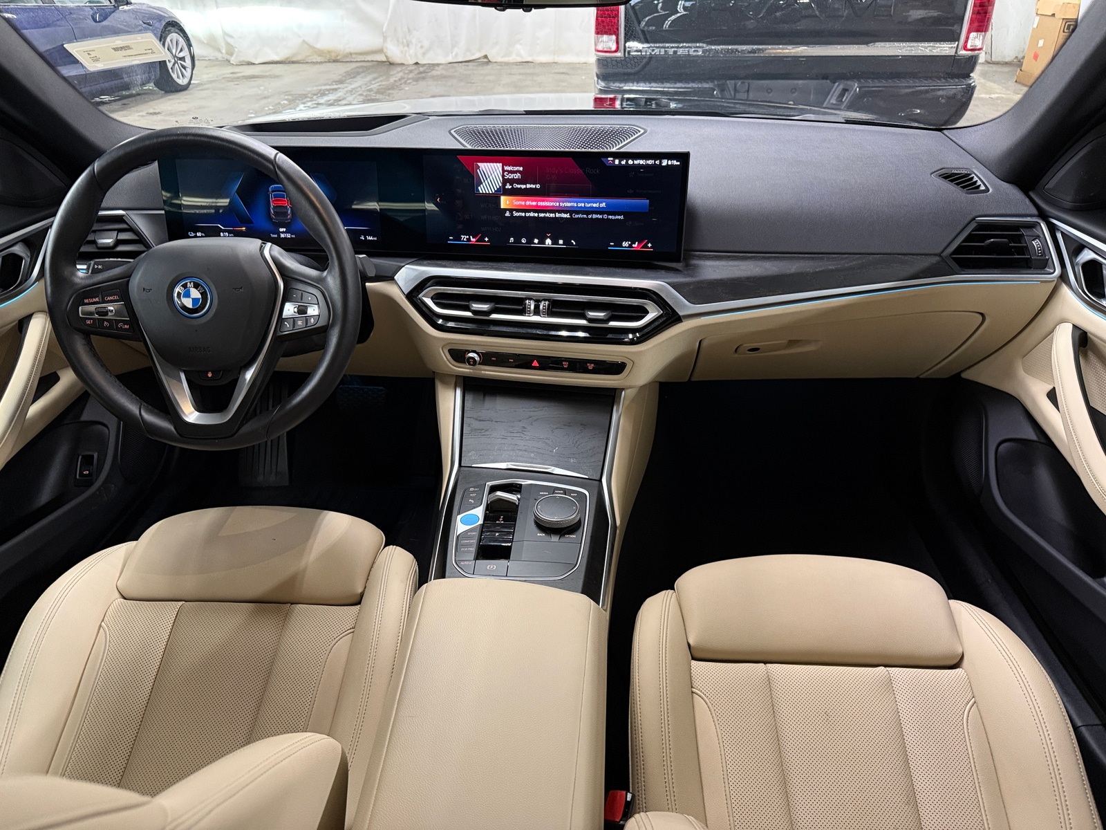 Thumbnail: 2024 BMW i4 - 2