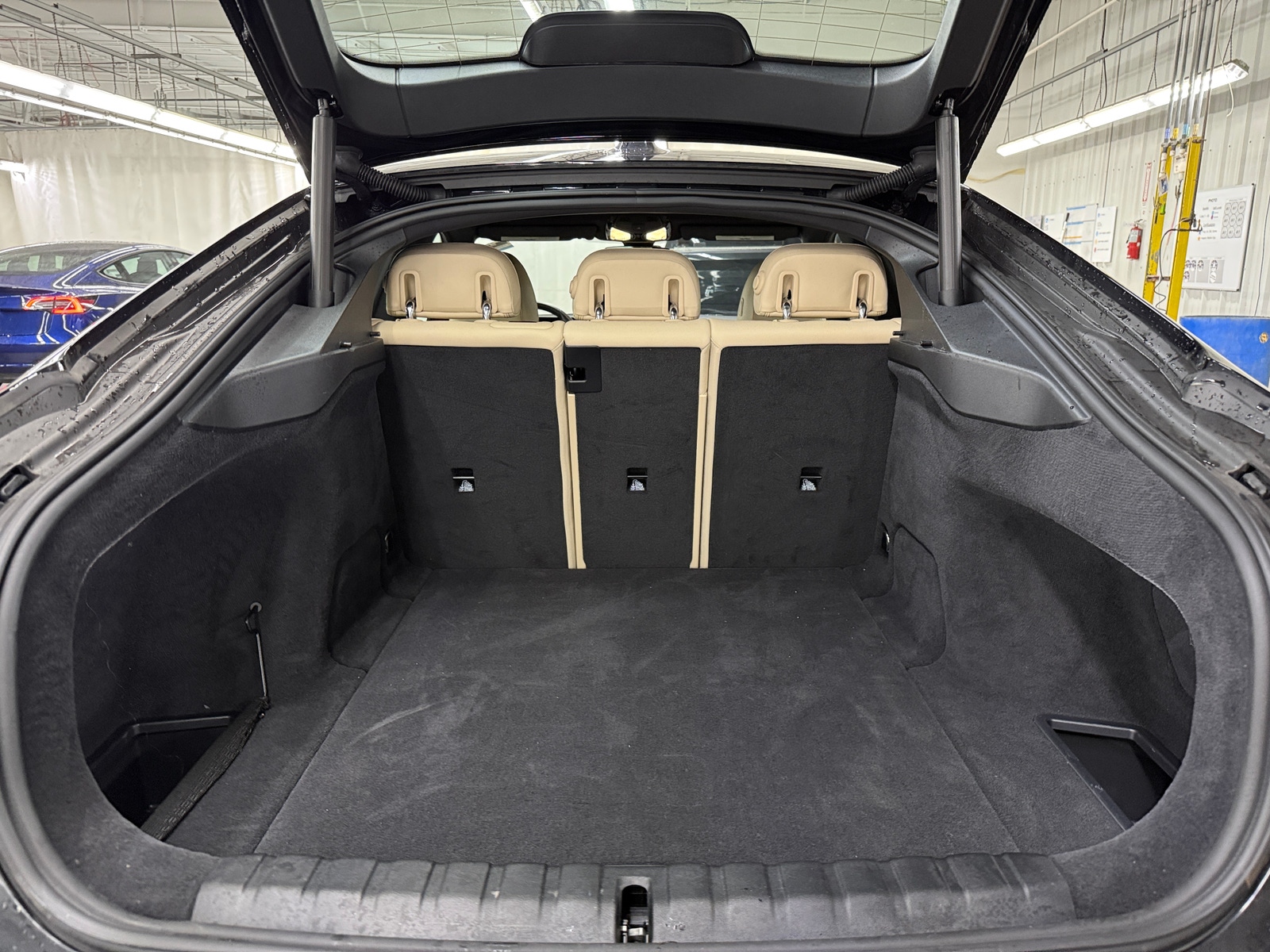 Thumbnail: 2024 BMW i4 - 6