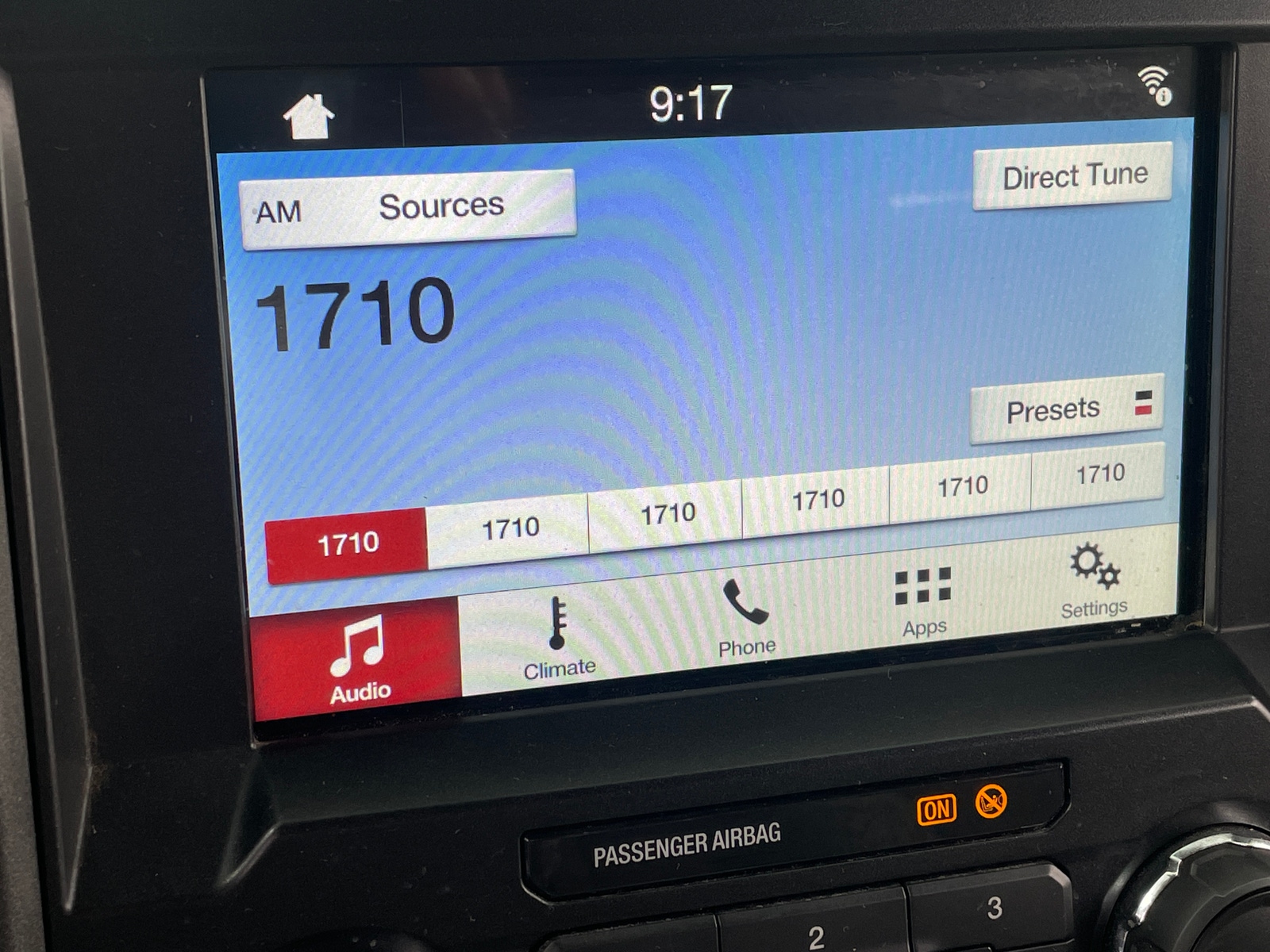 Thumbnail: 2018 Ford Econoline - 3