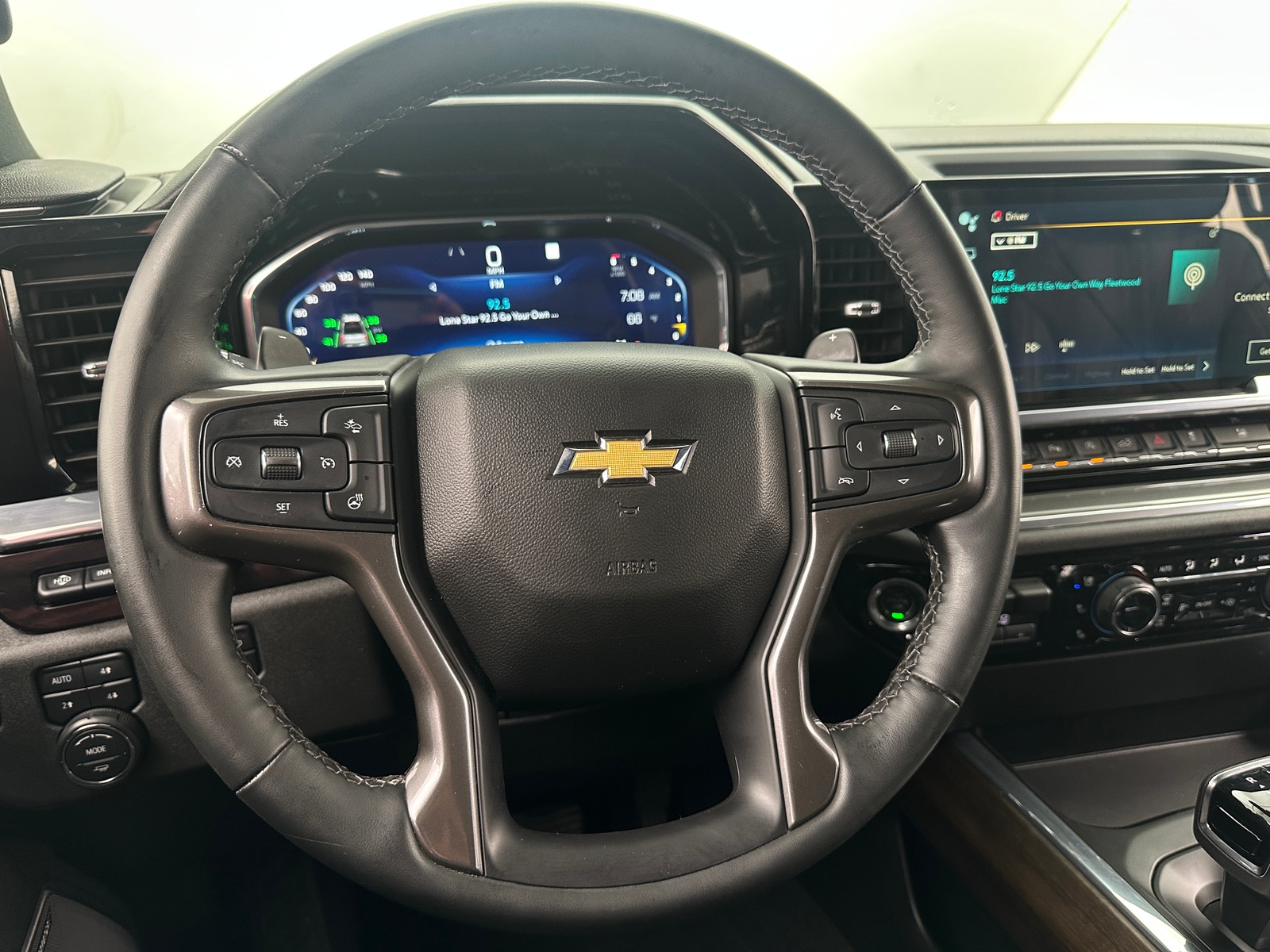 Thumbnail: 2023 Chevrolet Silverado 1500 - 4